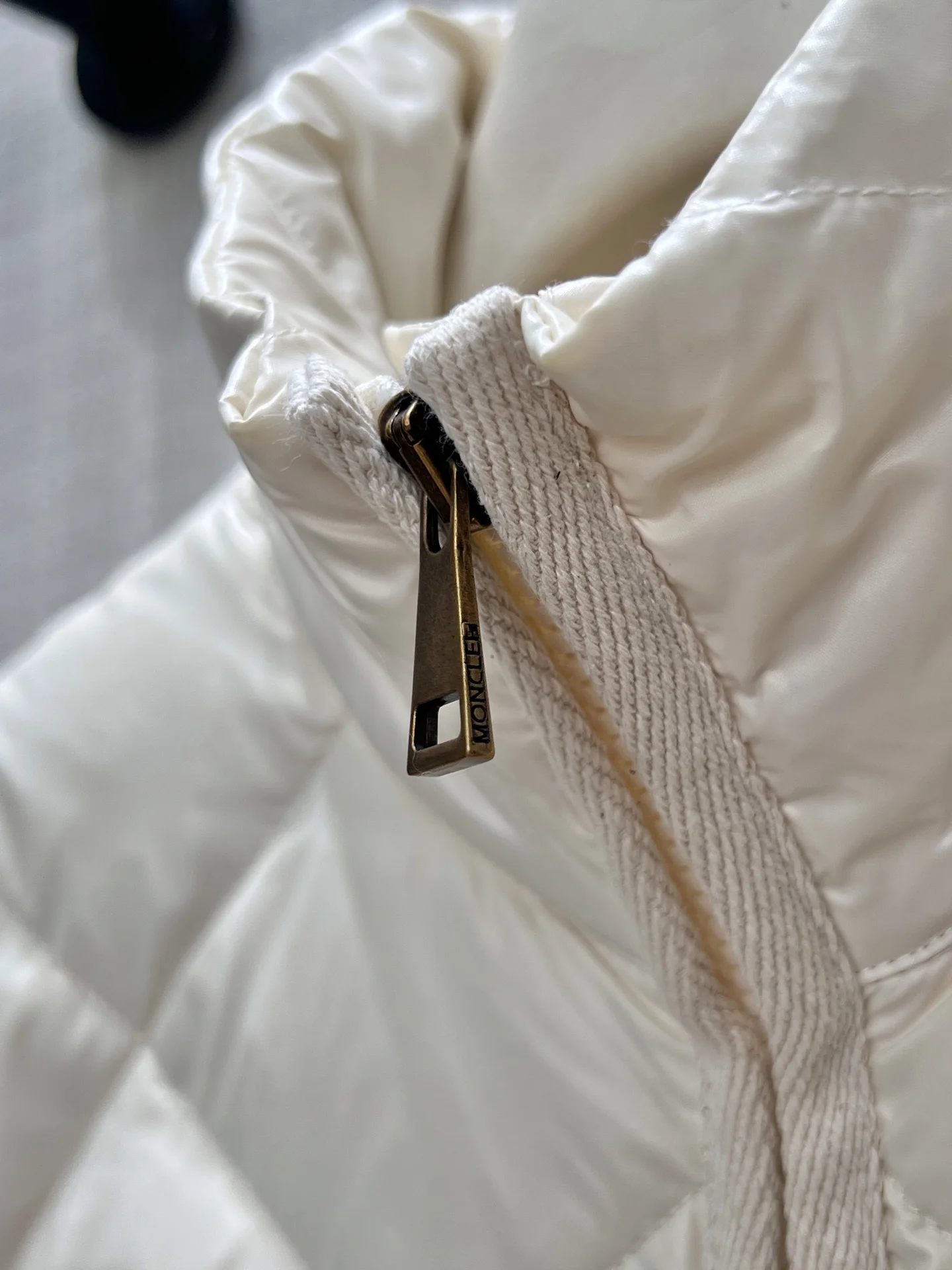 MONCLER Jackets White S-L D35202609060192 - Image 5