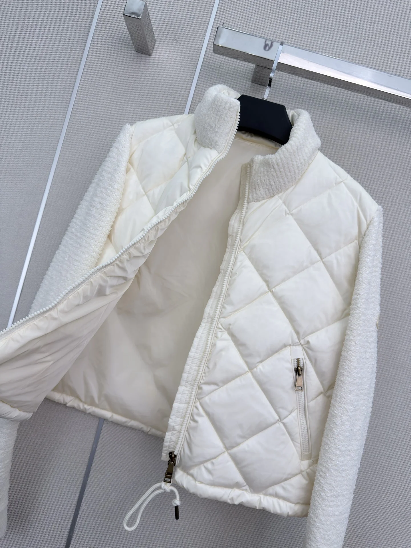 MONCLER Jackets White S-L D35202609061115 - Image 4