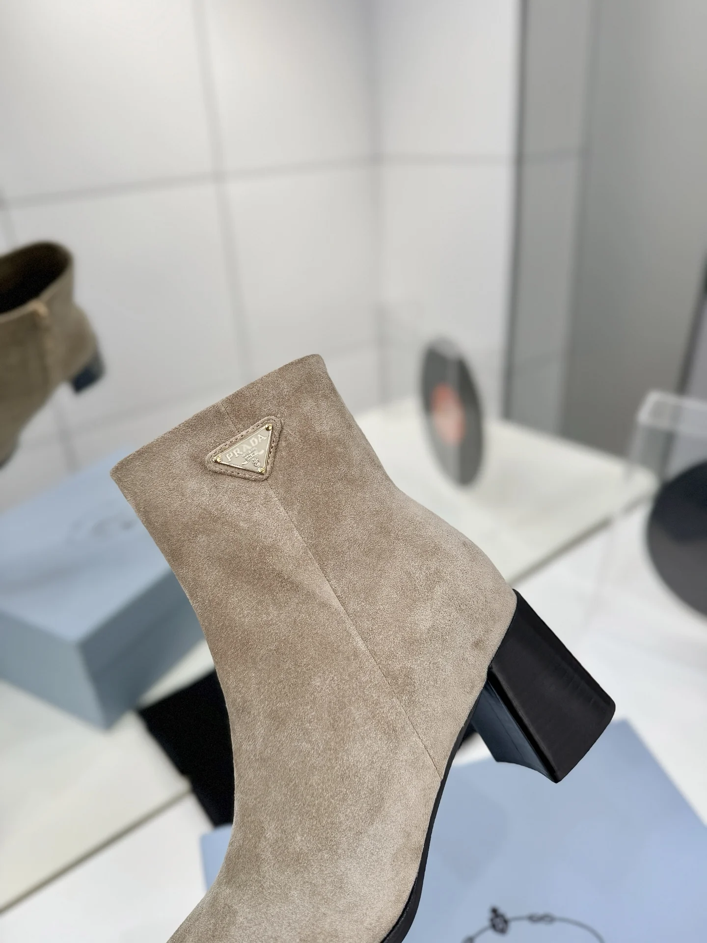 PRADA Booties Leather Beige-Black EU35-41 C60202609110635 - Image 6