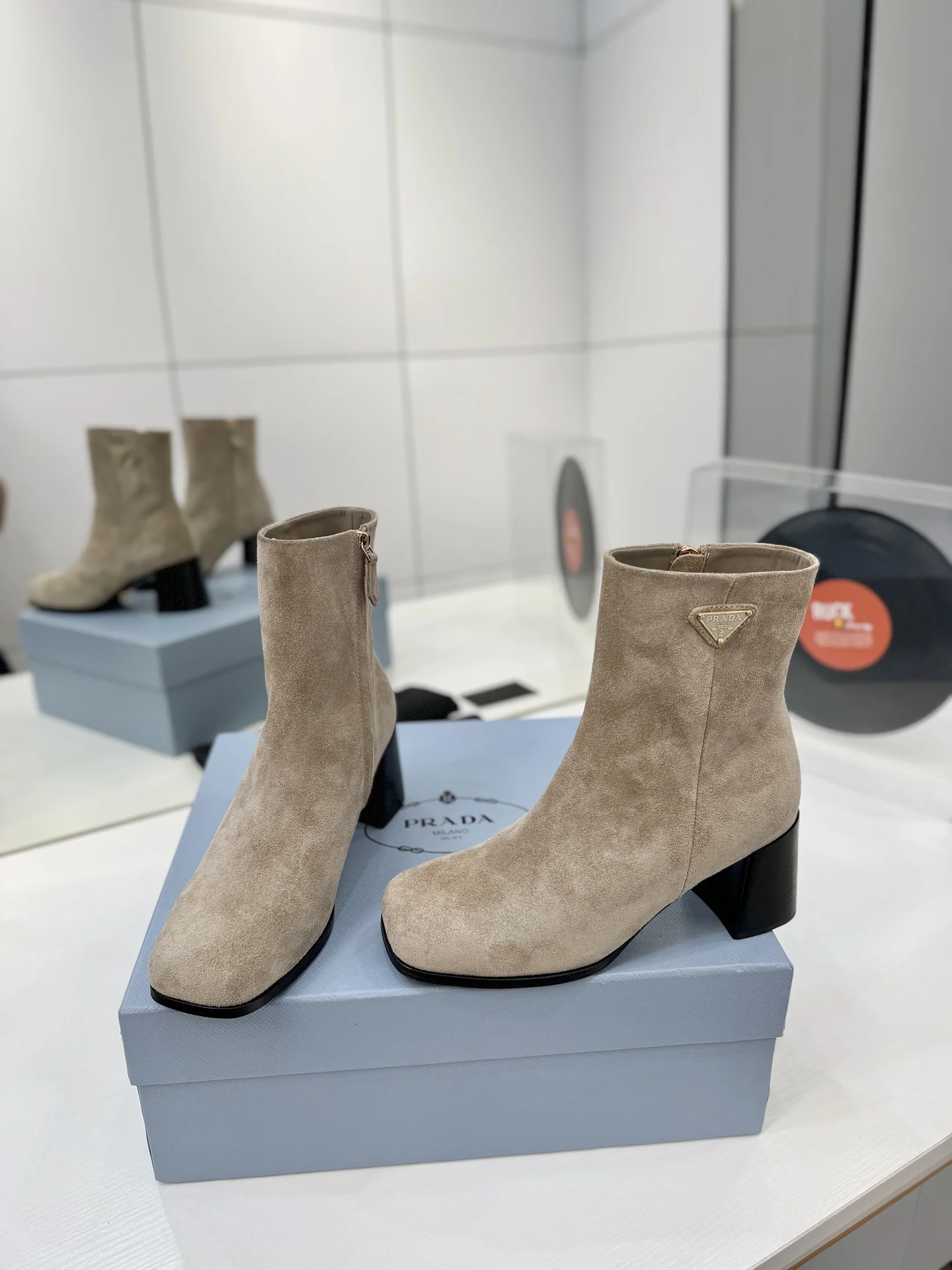 PRADA Booties Leather Beige-Black EU35-41 C60202609110635 - Image 9