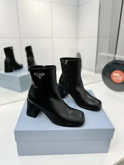 PRADA Booties Leather Black EU35-41 C60202609110637