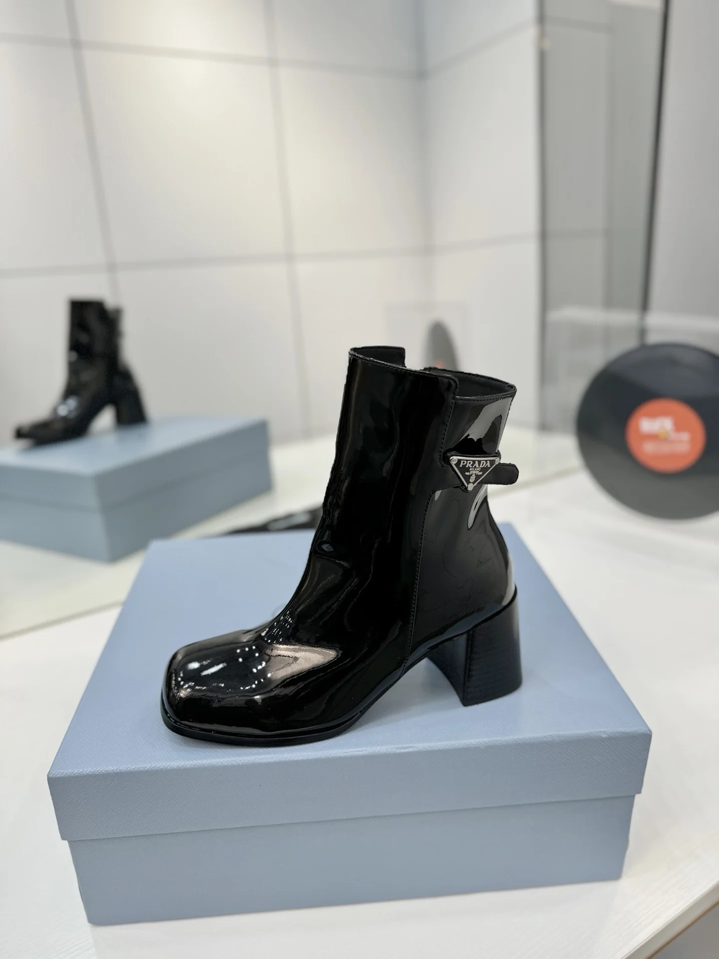 PRADA Booties Leather Black-Silver EU35-41 C60202609110633 - Image 4