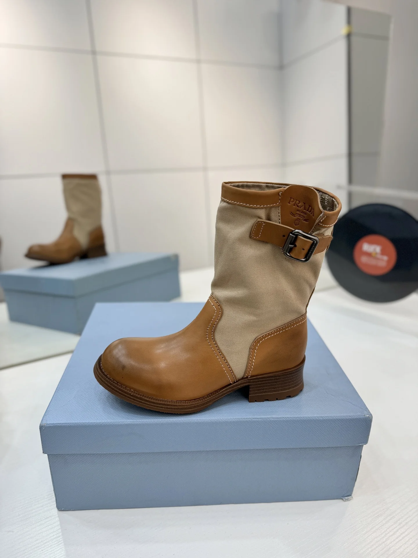 PRADA Boots Tan-Brown C40202609110653 - Image 4