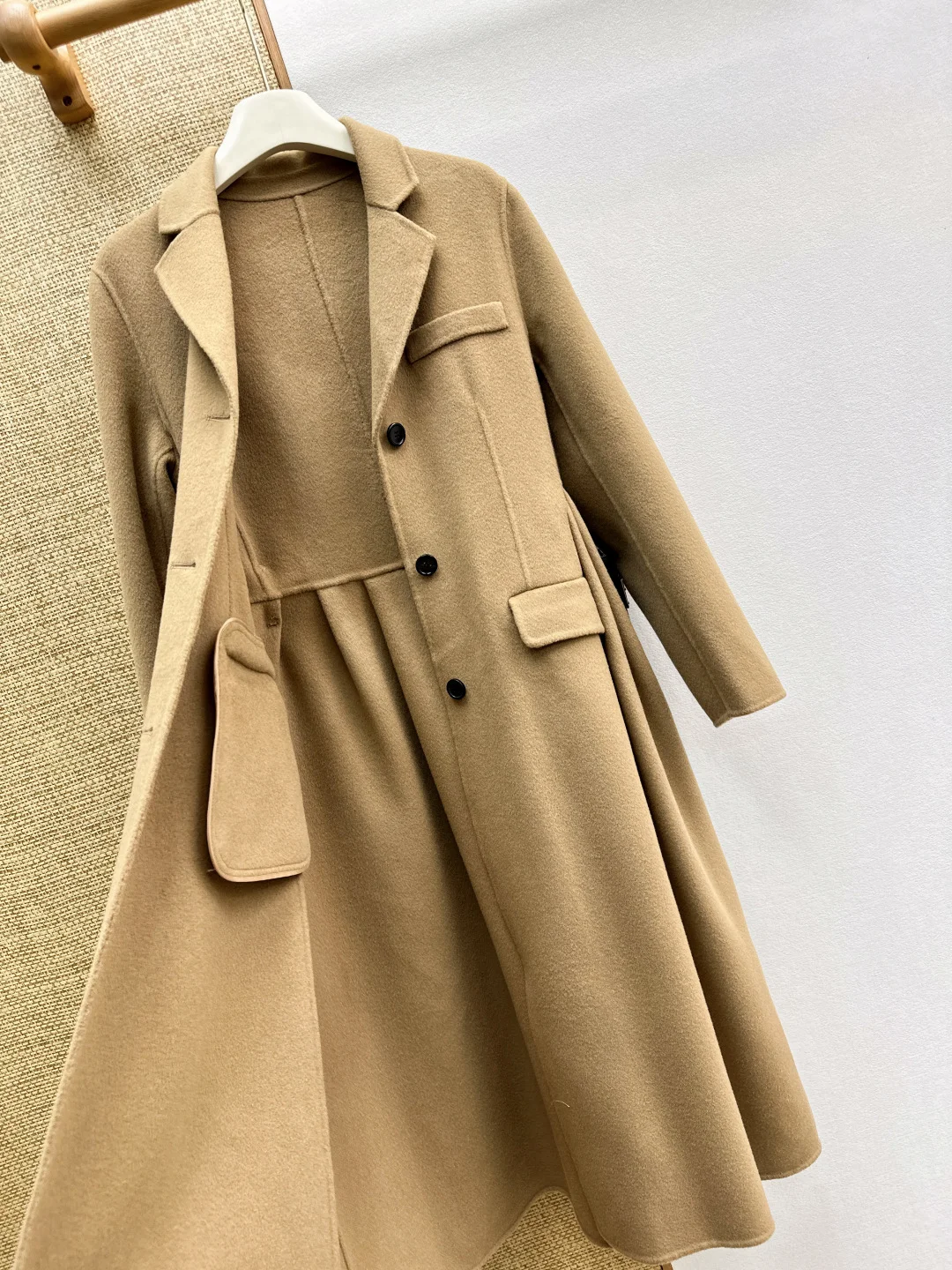 PRADA Coats Merino Wool Camel-Black S-L H70202609062128 - Image 8