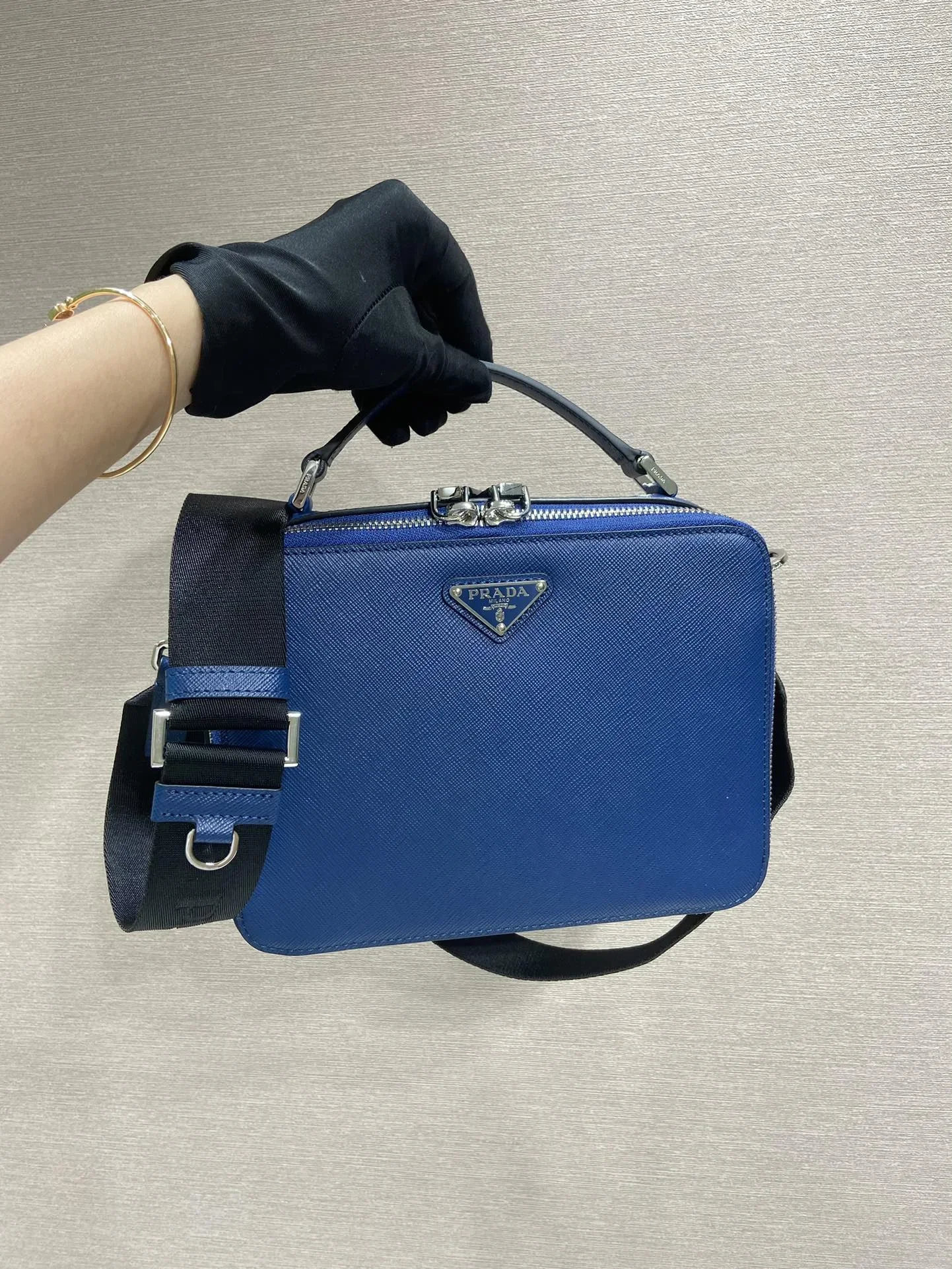 PRADA Crossbody Bags Blue-Black 22X16X6CM D80202609090427