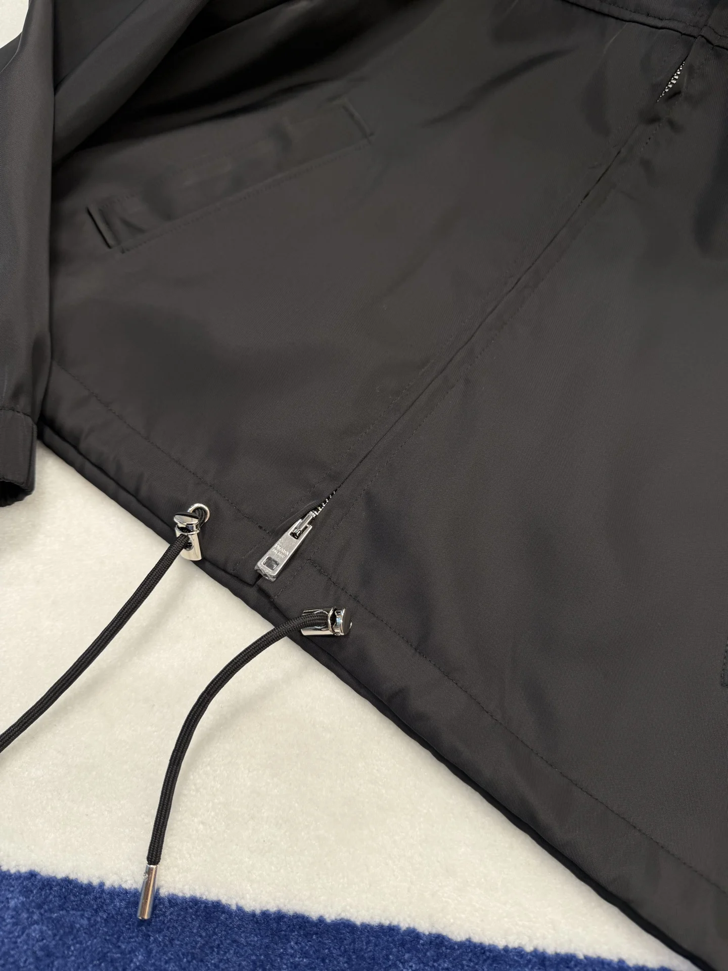 PRADA Jackets Nylon Black S-L D65202609061765 - Image 5