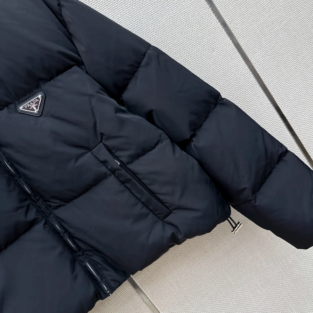 PRADA Jackets White Duck Down Black-Tan 36-40 D75202609060595 - Image 6