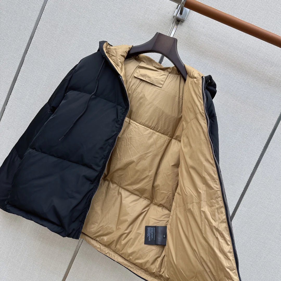 PRADA Jackets White Duck Down White-Black 36-40 E00202609062180 - Image 6