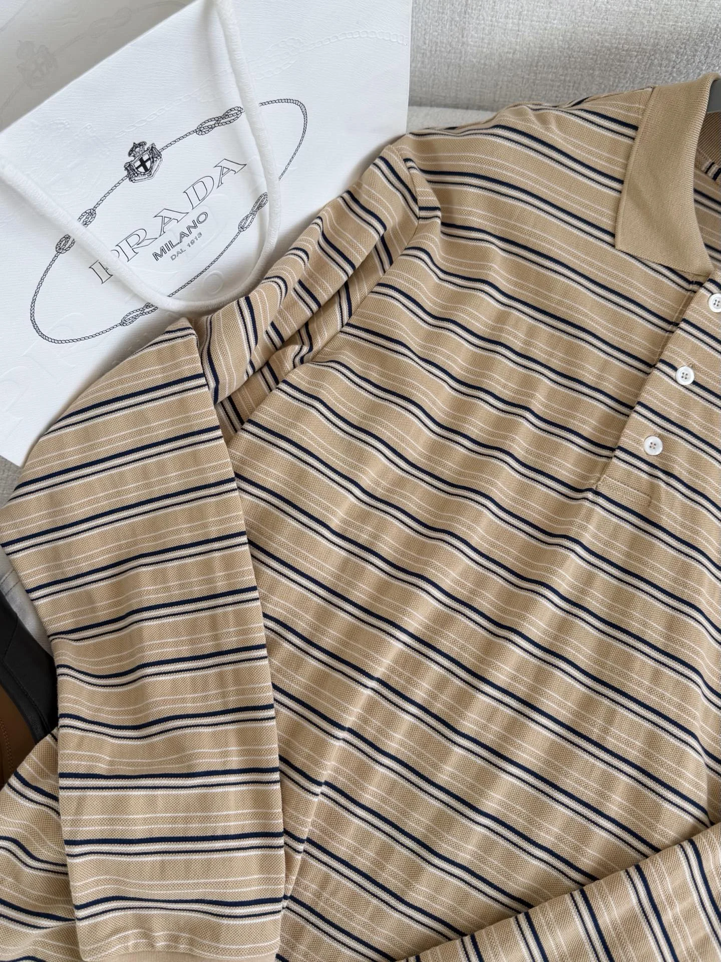 PRADA Polos Beige-Navy S-L B25202609063132 - Image 3