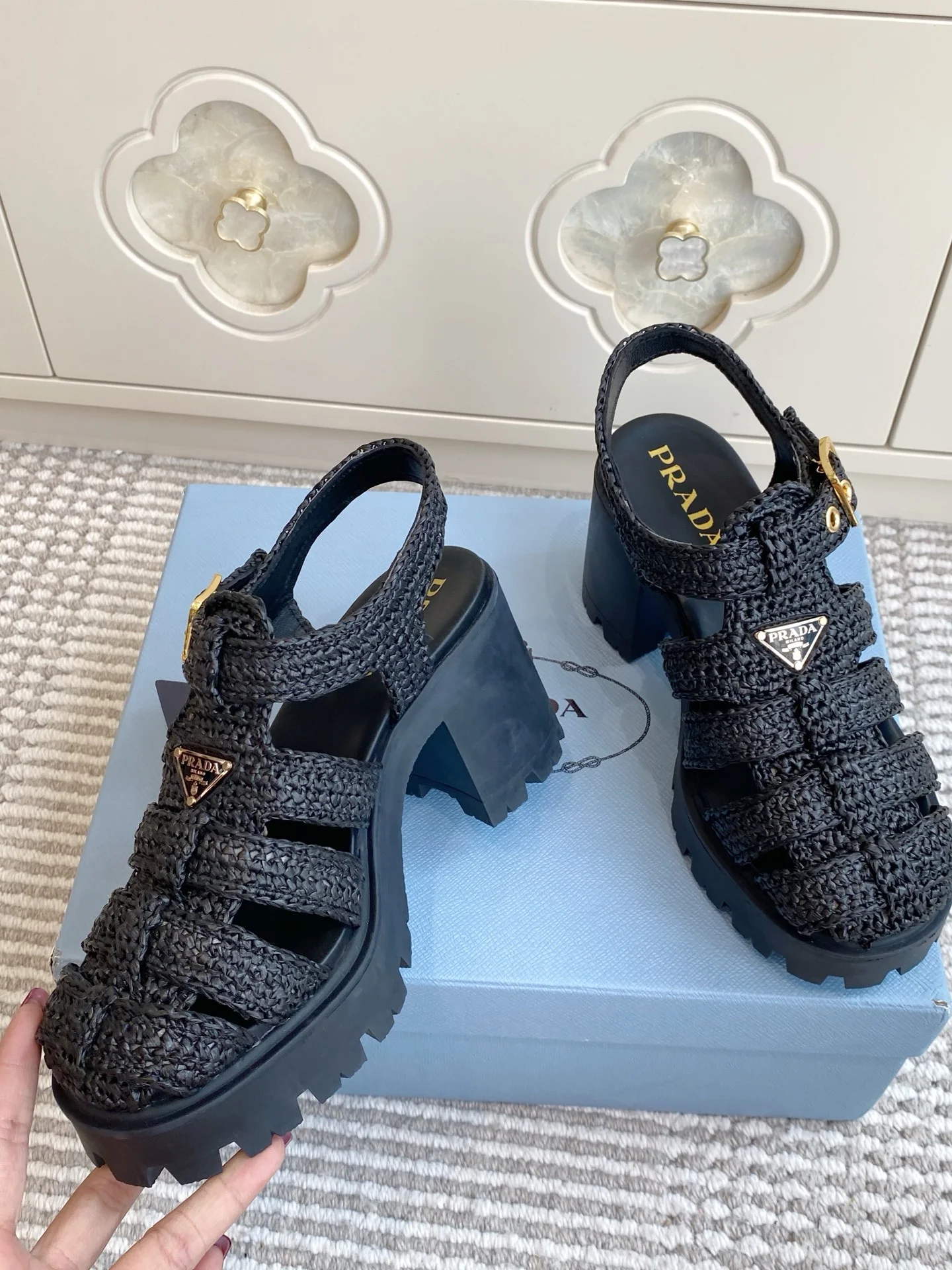 PRADA Sandals Raffia Black-Gold EU35-40 C40202609110550 - Image 6