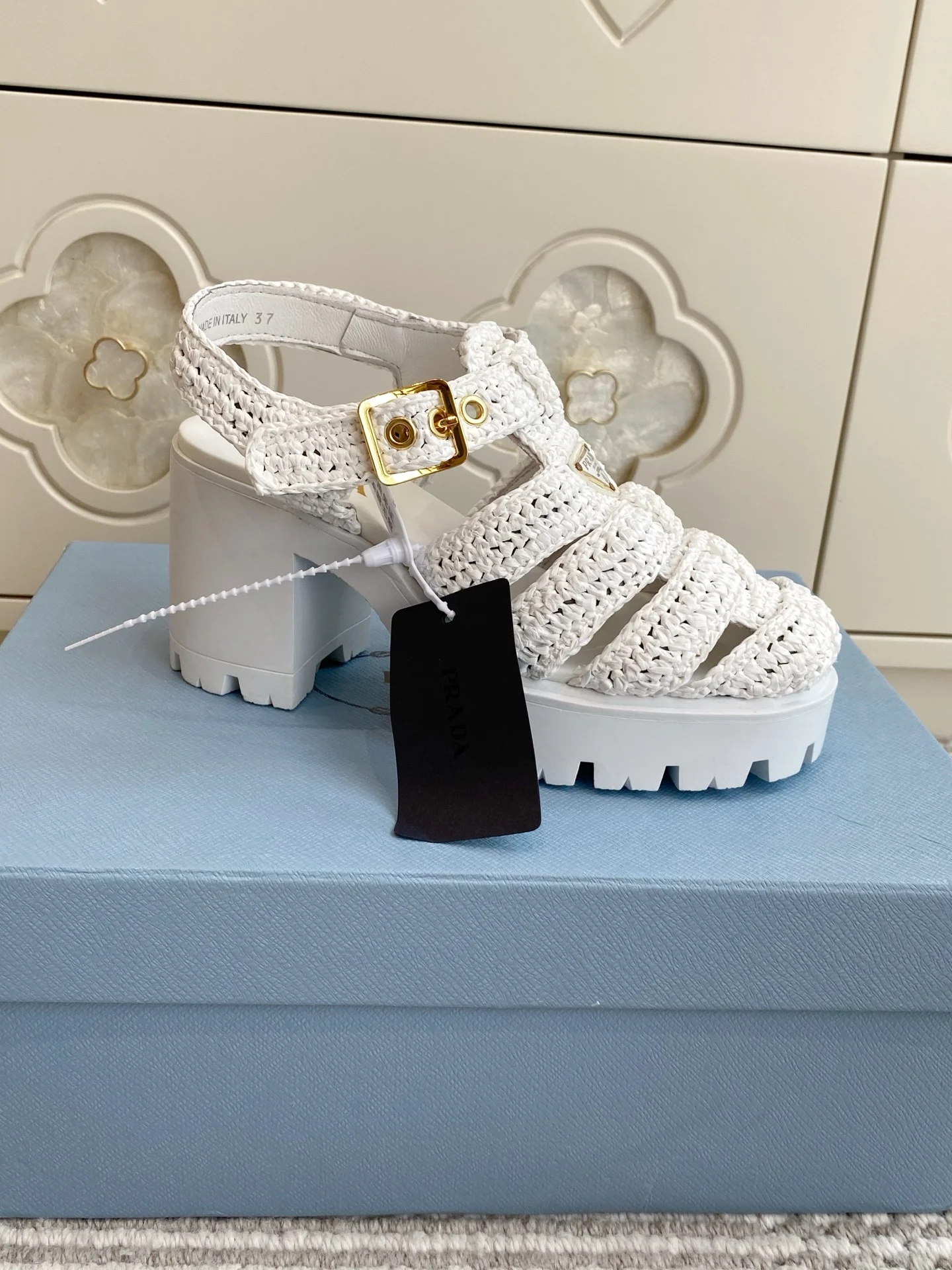 PRADA Sandals Raffia White-Gold EU35-40 C40202609110551