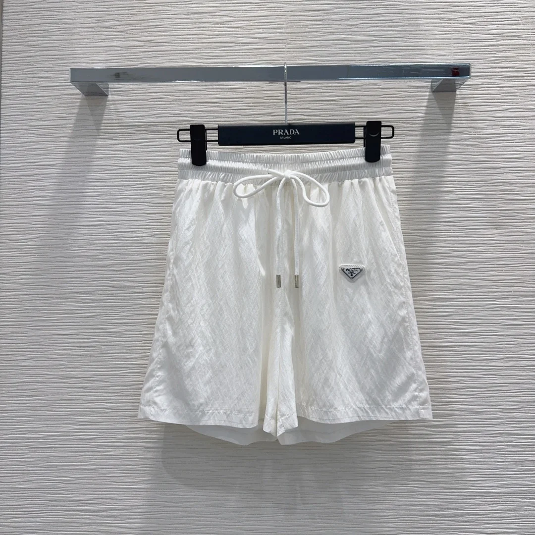 PRADA Shorts White S-M-L A85202609061917