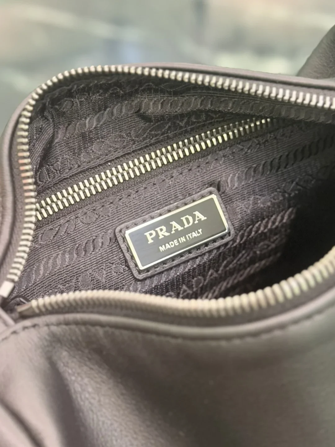 PRADA Shoulder Bags Leather Black-Silver 17X31X11CM E60202609090410 - Image 9