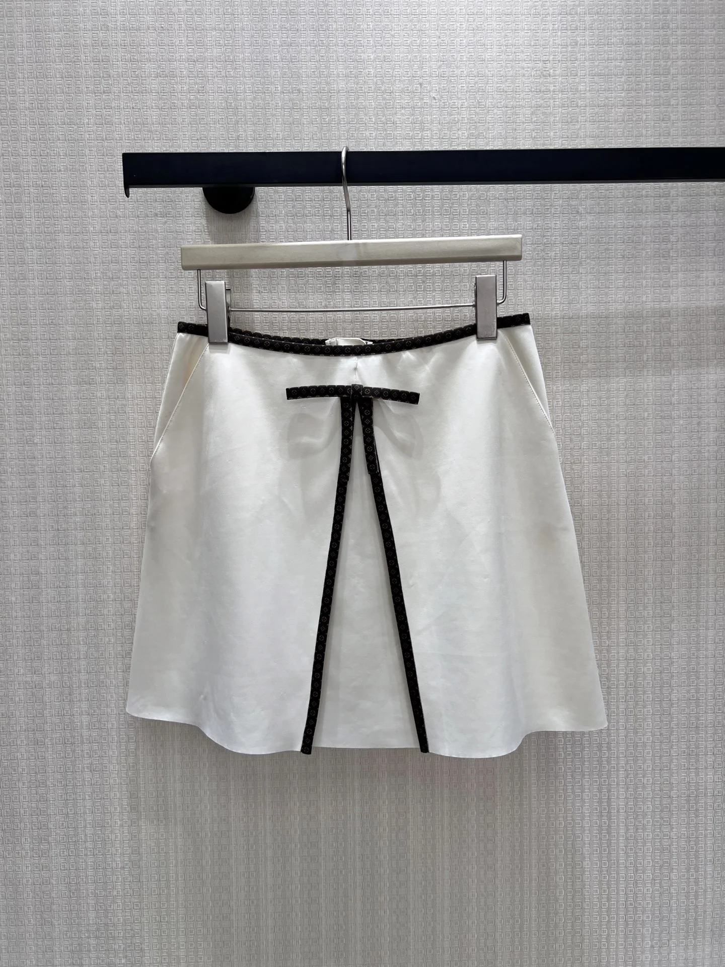 PRADA Skirts White-Black 36-40 B85202609061816