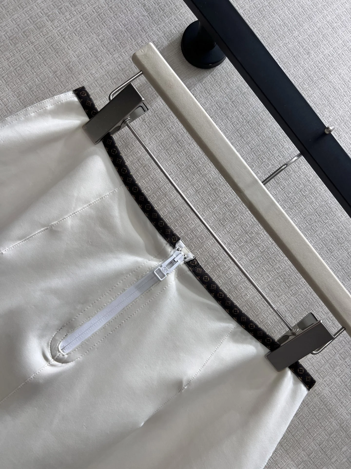 PRADA Skirts White-Black 36-40 B85202609061816 - Image 4
