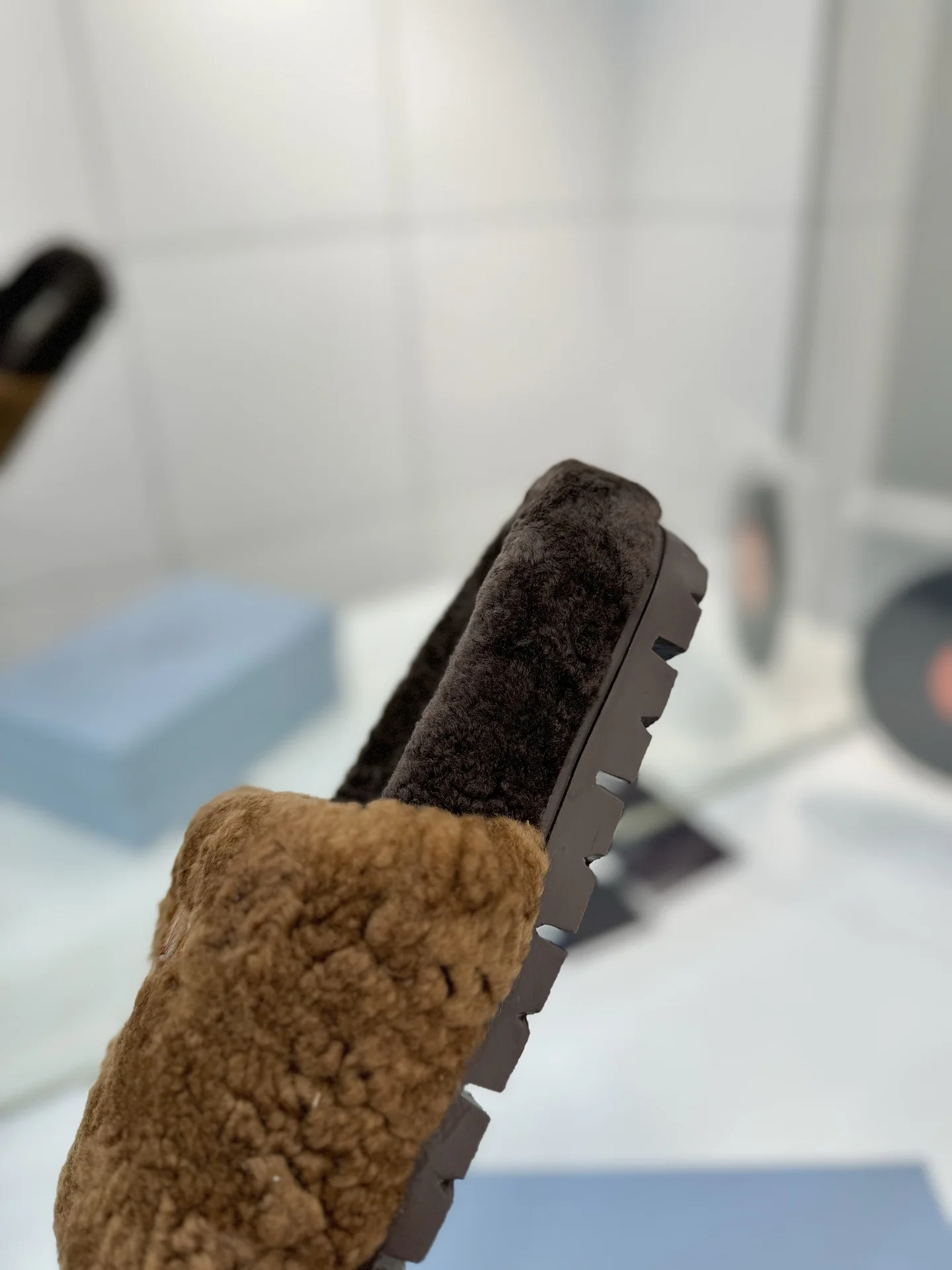 PRADA Slides Australian Wool Brown-Tan EU35-41 B50202609110623 - Image 7