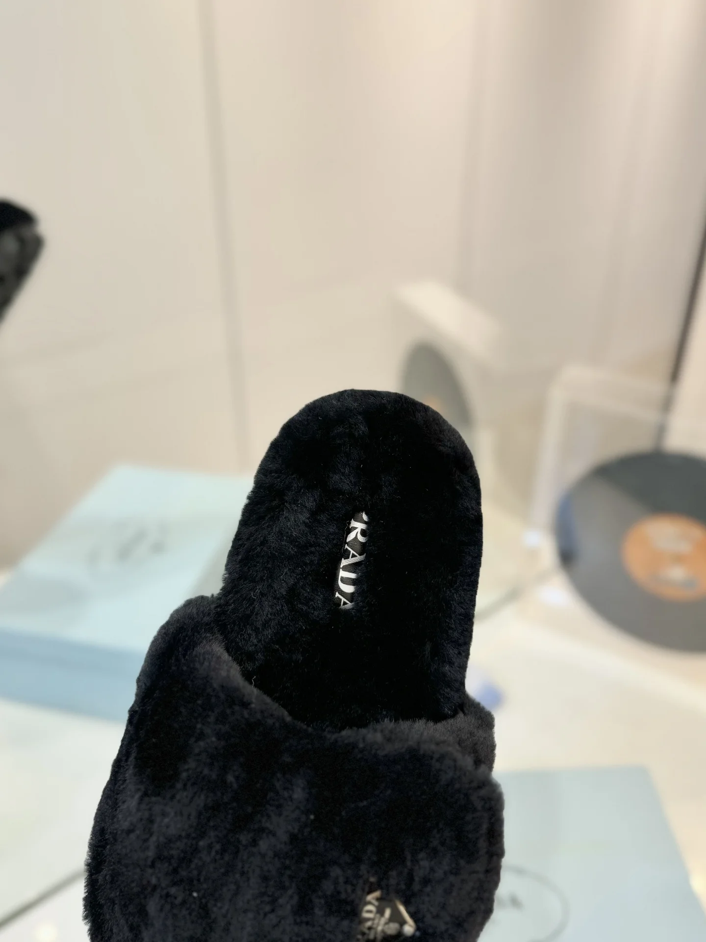 PRADA Slides Sheepskin Black EU35-42 B50202609110625 - Image 6