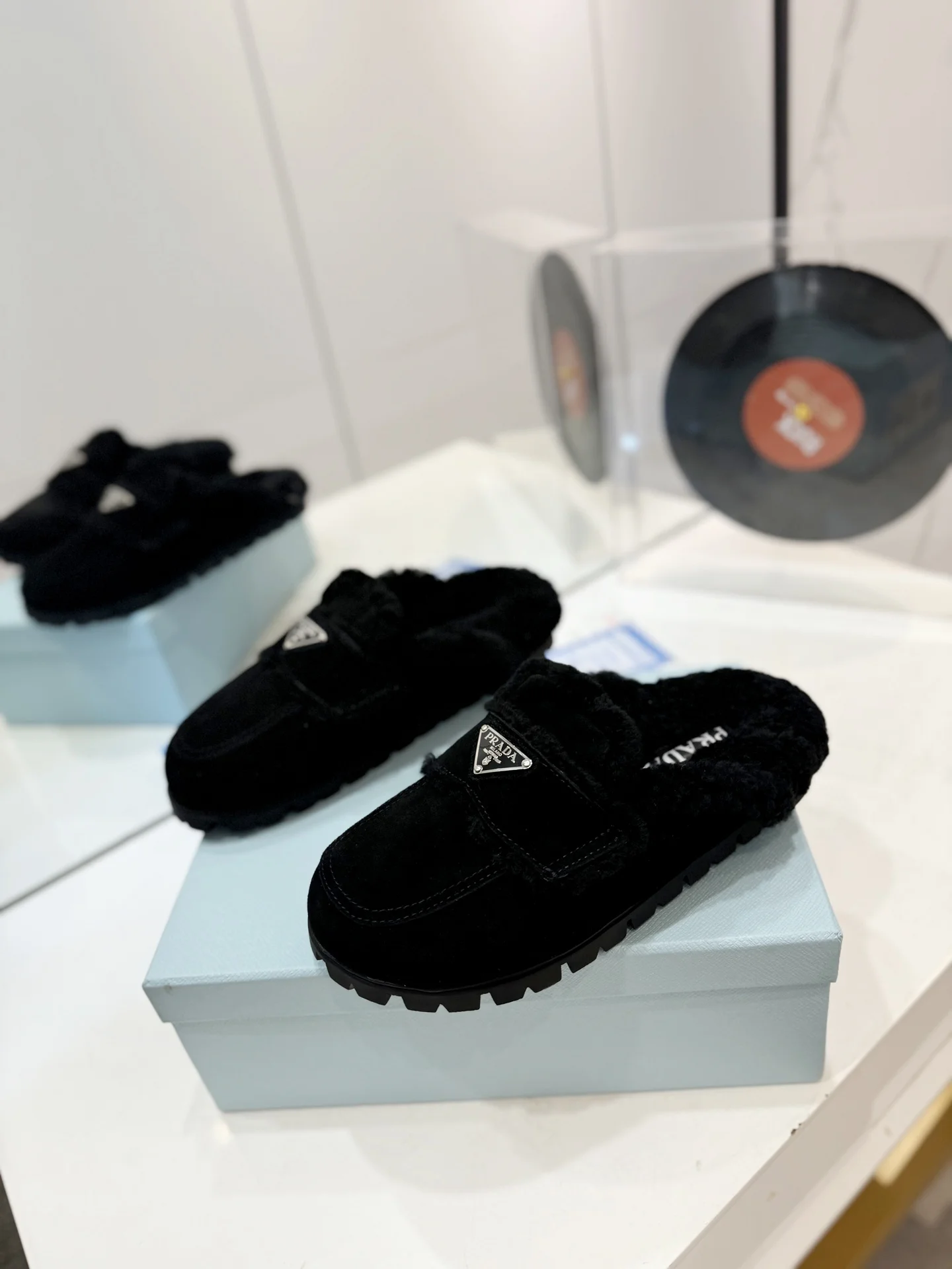 PRADA Slippers Black-Silver B60202609110656 - Image 2