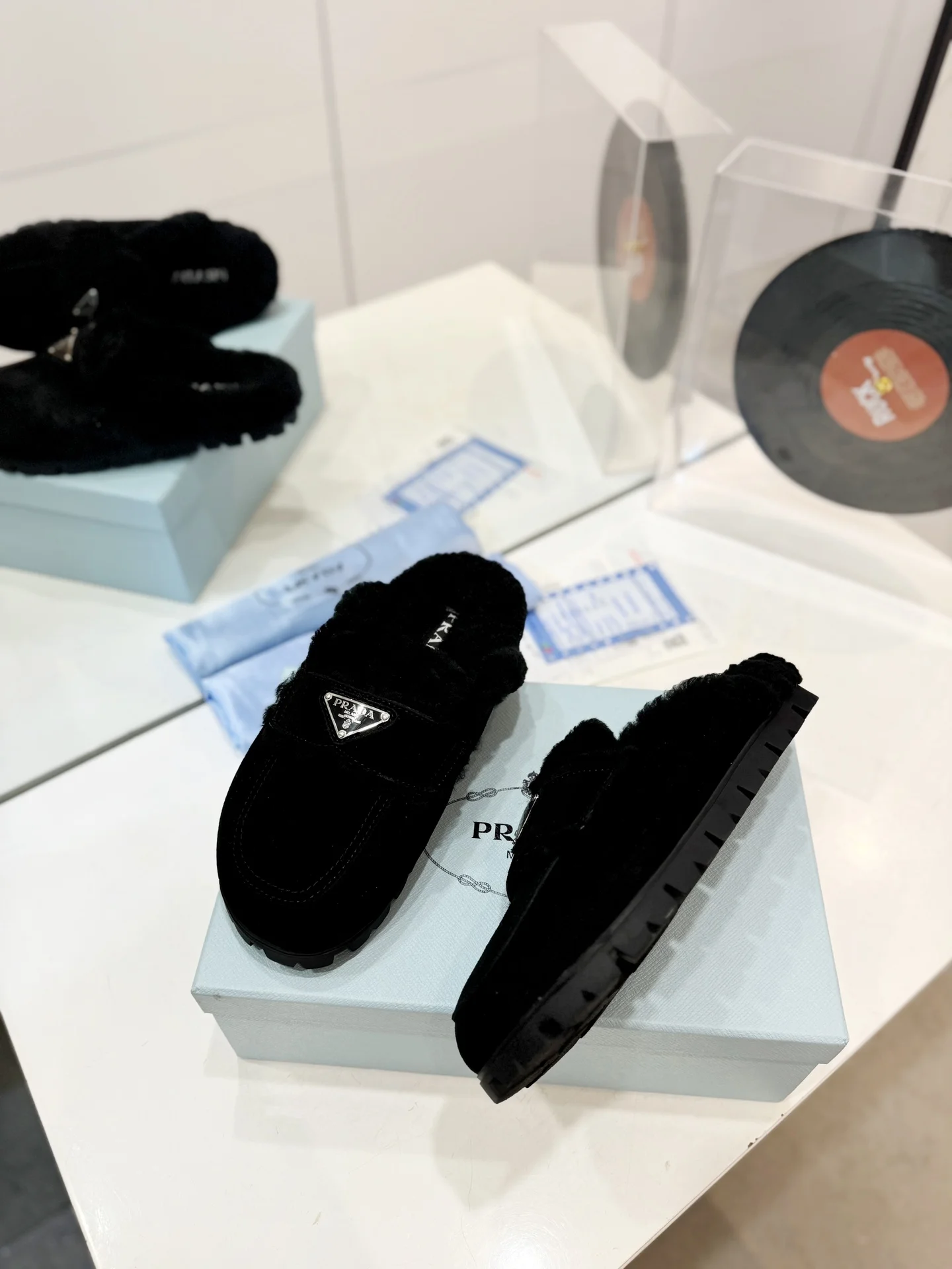 PRADA Slippers Black-Silver B60202609110656 - Image 8