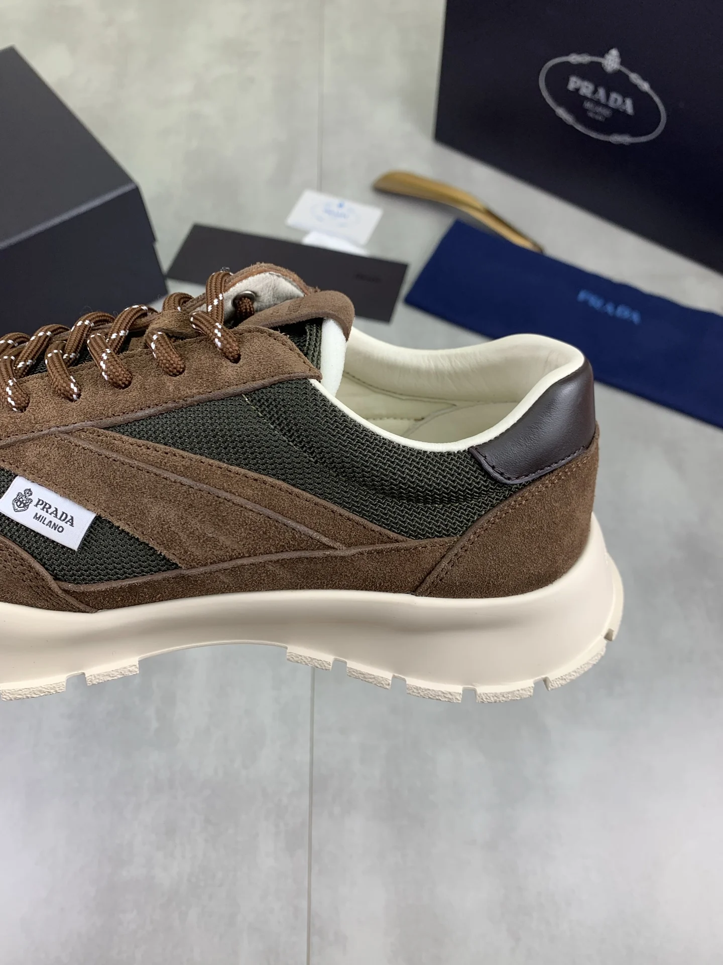 PRADA Sneakers Leather and Mesh Brown-Green EU38-45 C20202609110989 - Image 8
