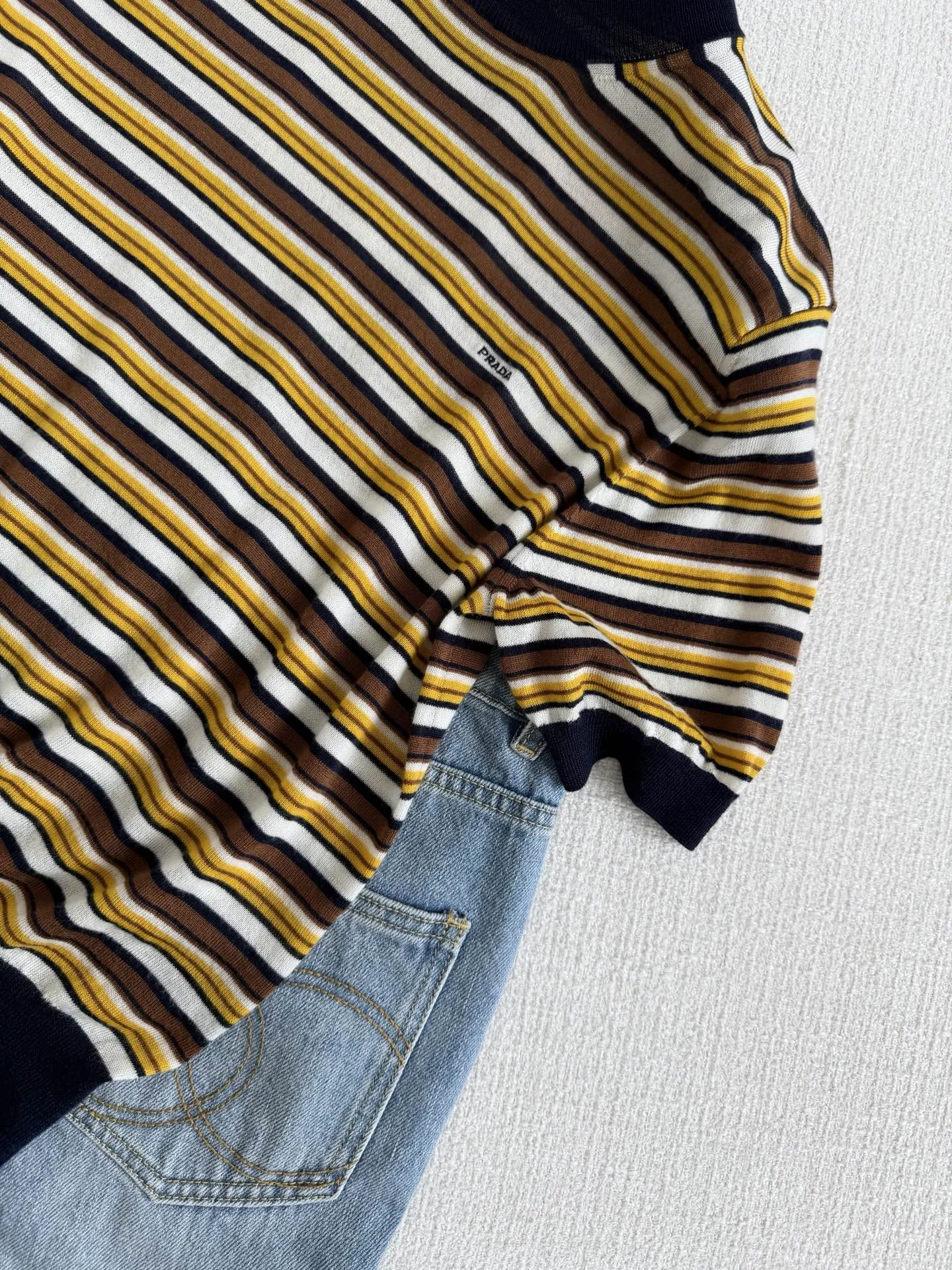 PRADA T-shirts Brown-White-Yellow-Navy S-L B40202609063614 - Image 3