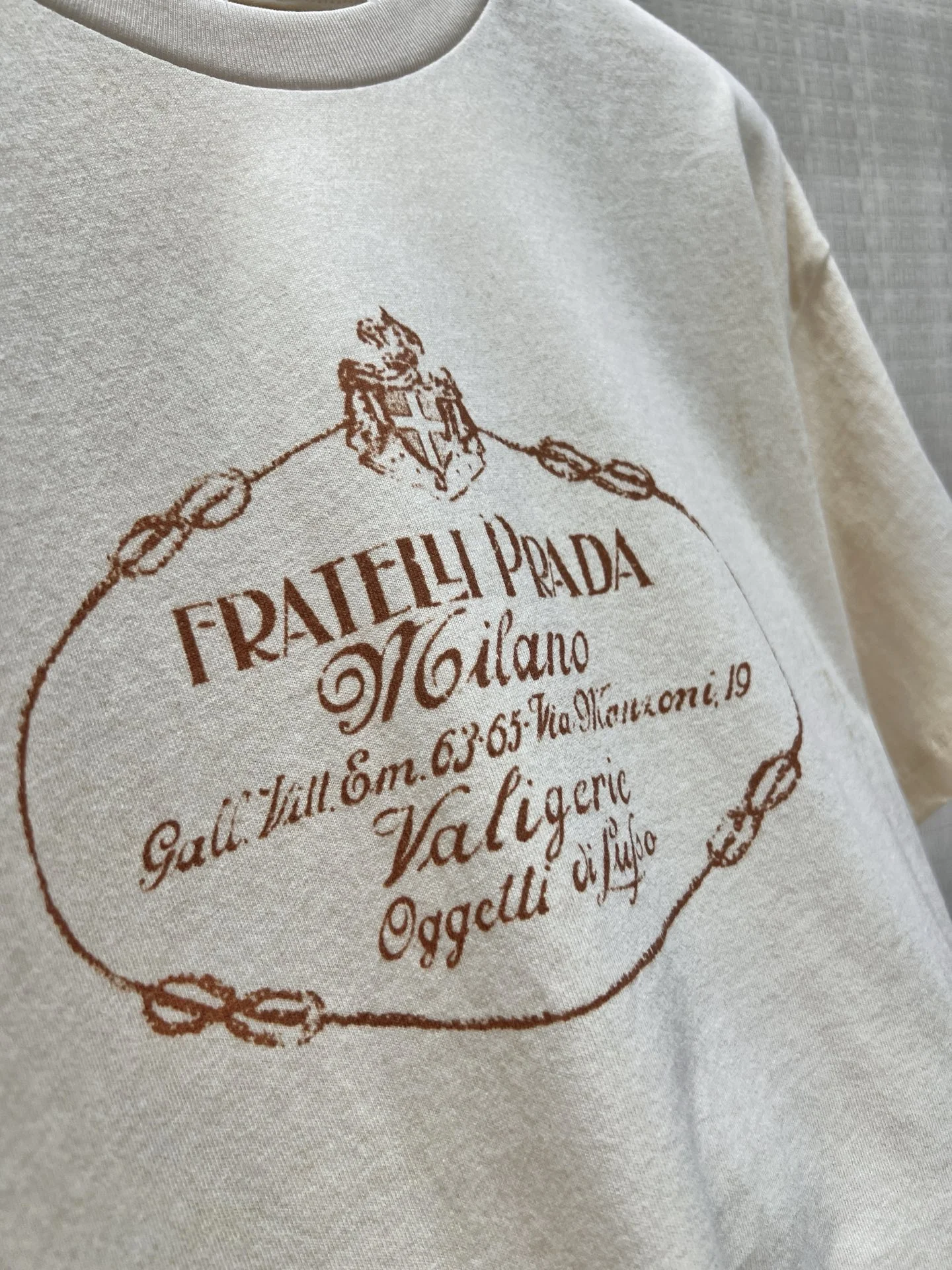 PRADA T-shirts Cotton Cream-Brown S-L A85202609061833 - Image 4