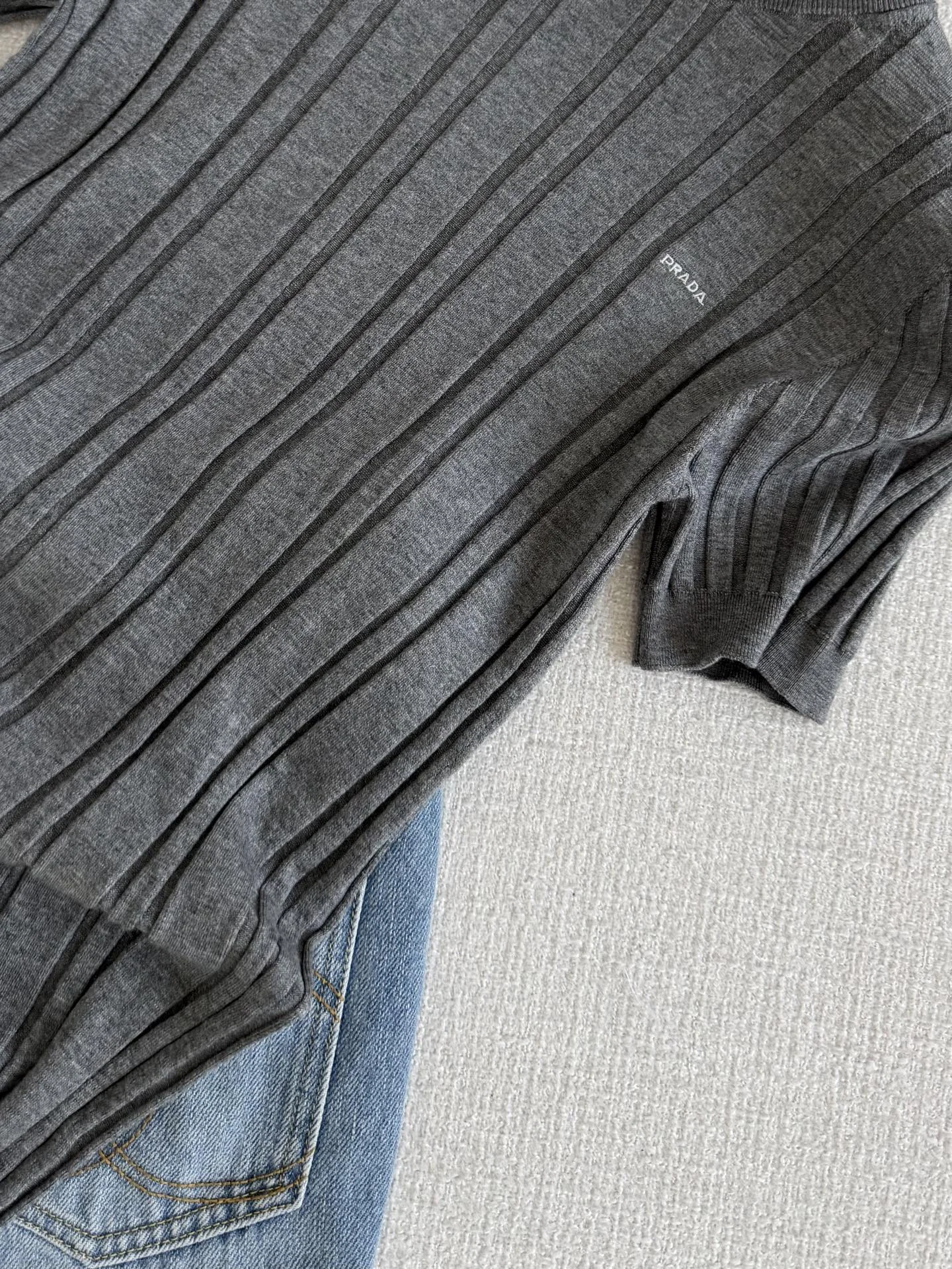 PRADA T-shirts Grey S-L B10202609060286 - Image 4