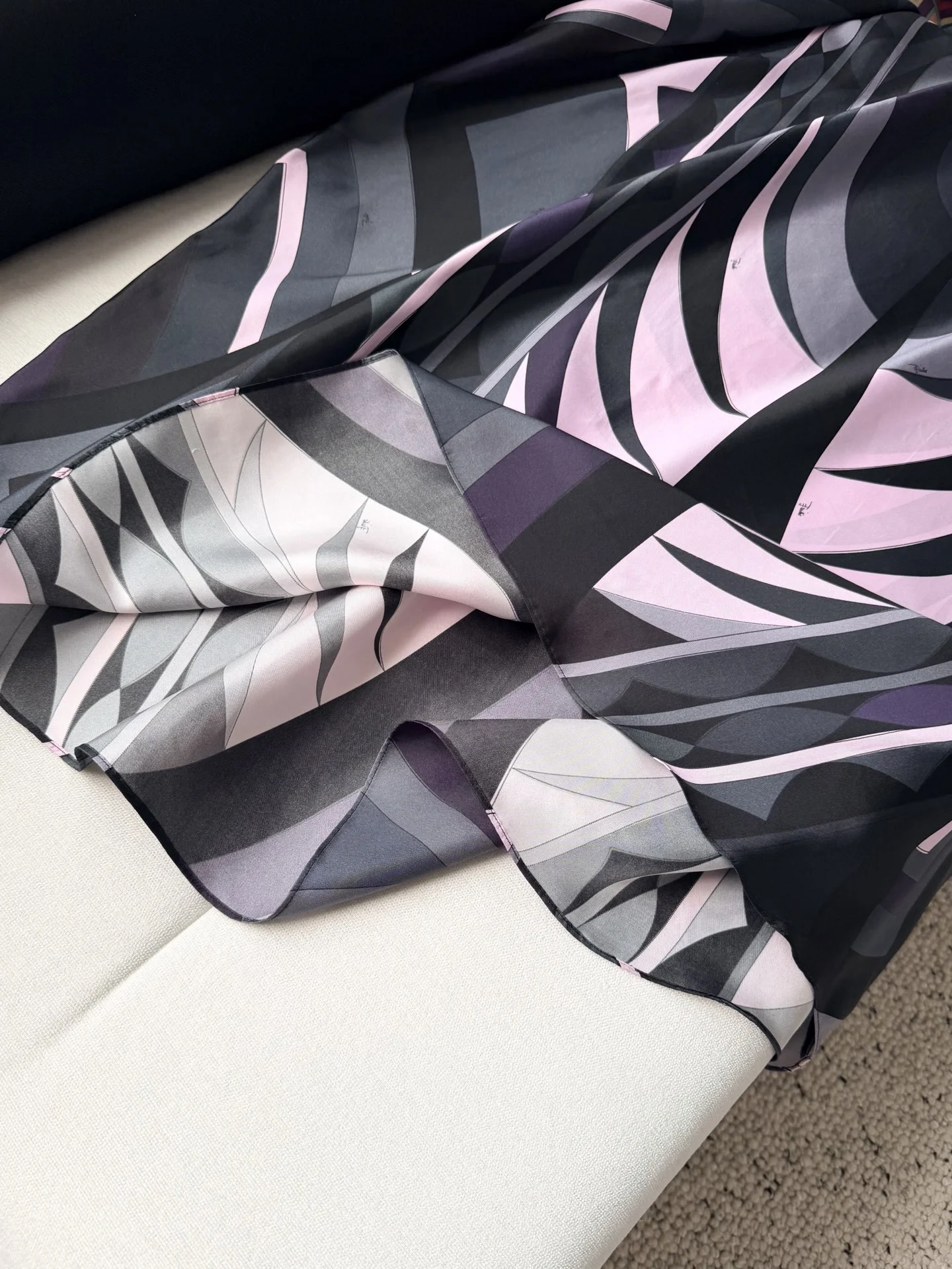 PUCCI Dresses Silk Black-Pink-Gray One Size H85202609060918 - Image 8