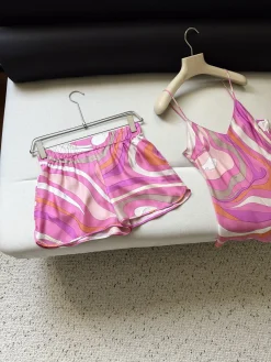 PUCCI Shorts Silk Pink-Orange-White 36-42 C25202609062413