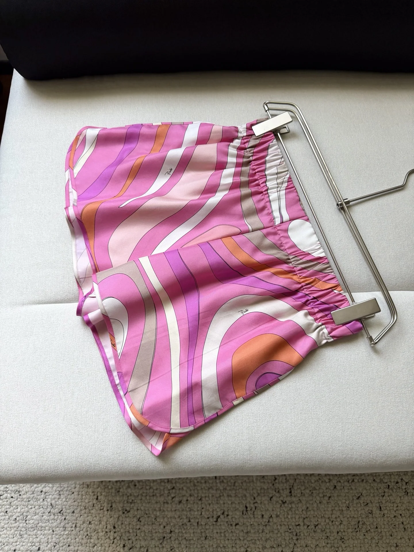 PUCCI Shorts Silk Pink-Orange-White 36-42 C25202609062413 - Image 7