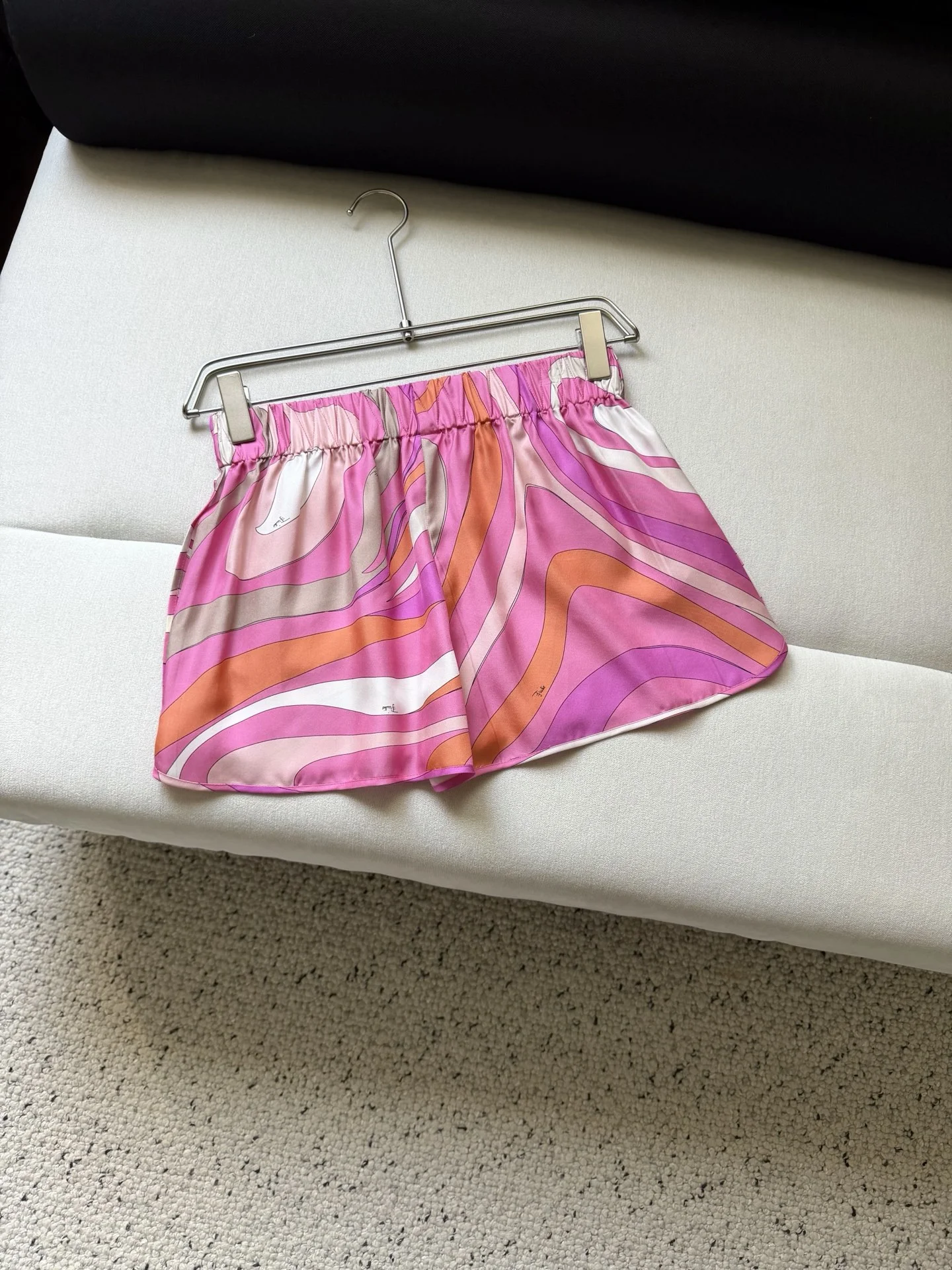 PUCCI Shorts Silk Pink-Orange-White 36-42 C25202609062413 - Image 9