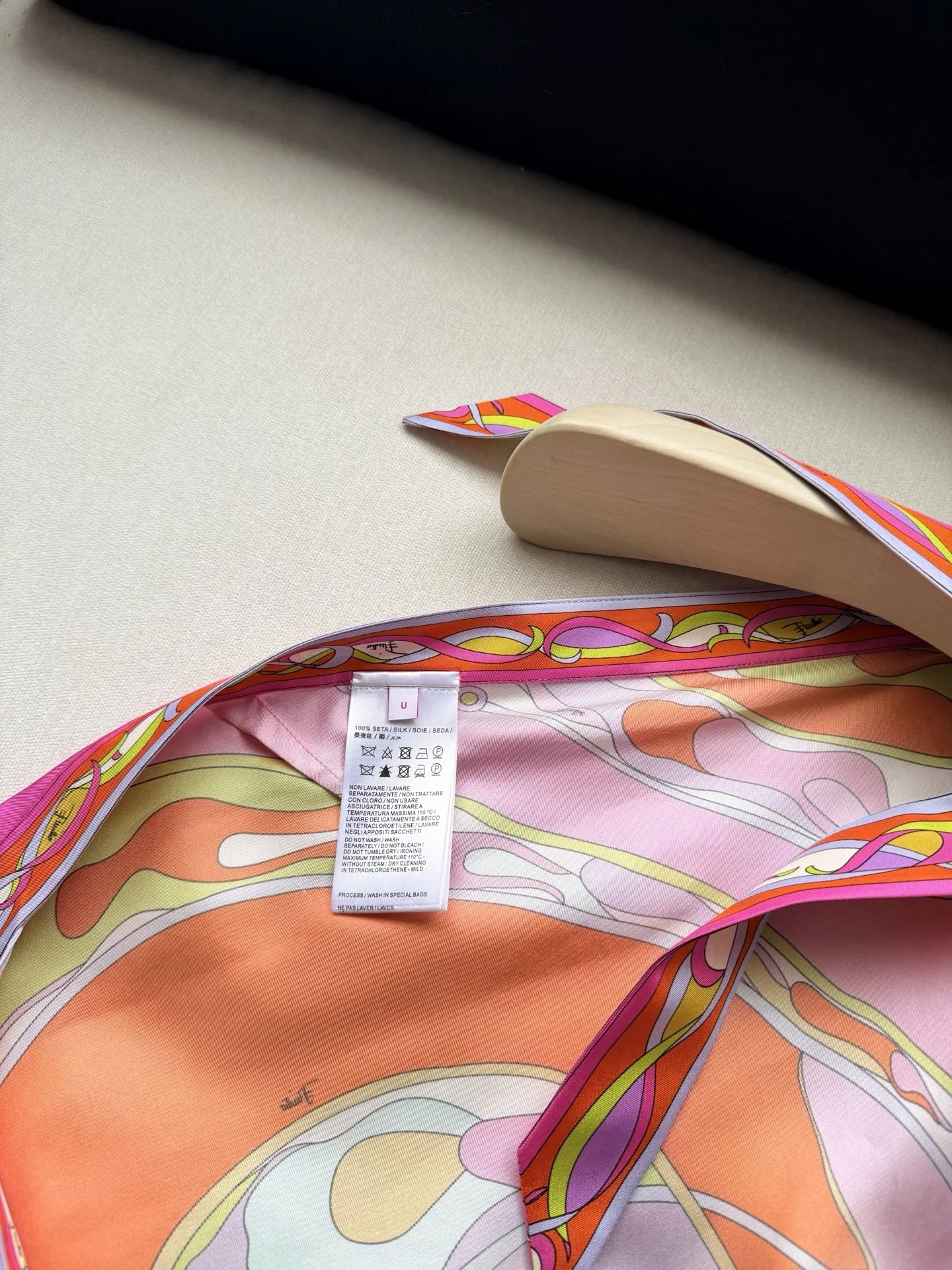 PUCCI Swimwear Silk Twill Pink-Orange-Yellow-Purple One Size C25202609062403 - Image 4