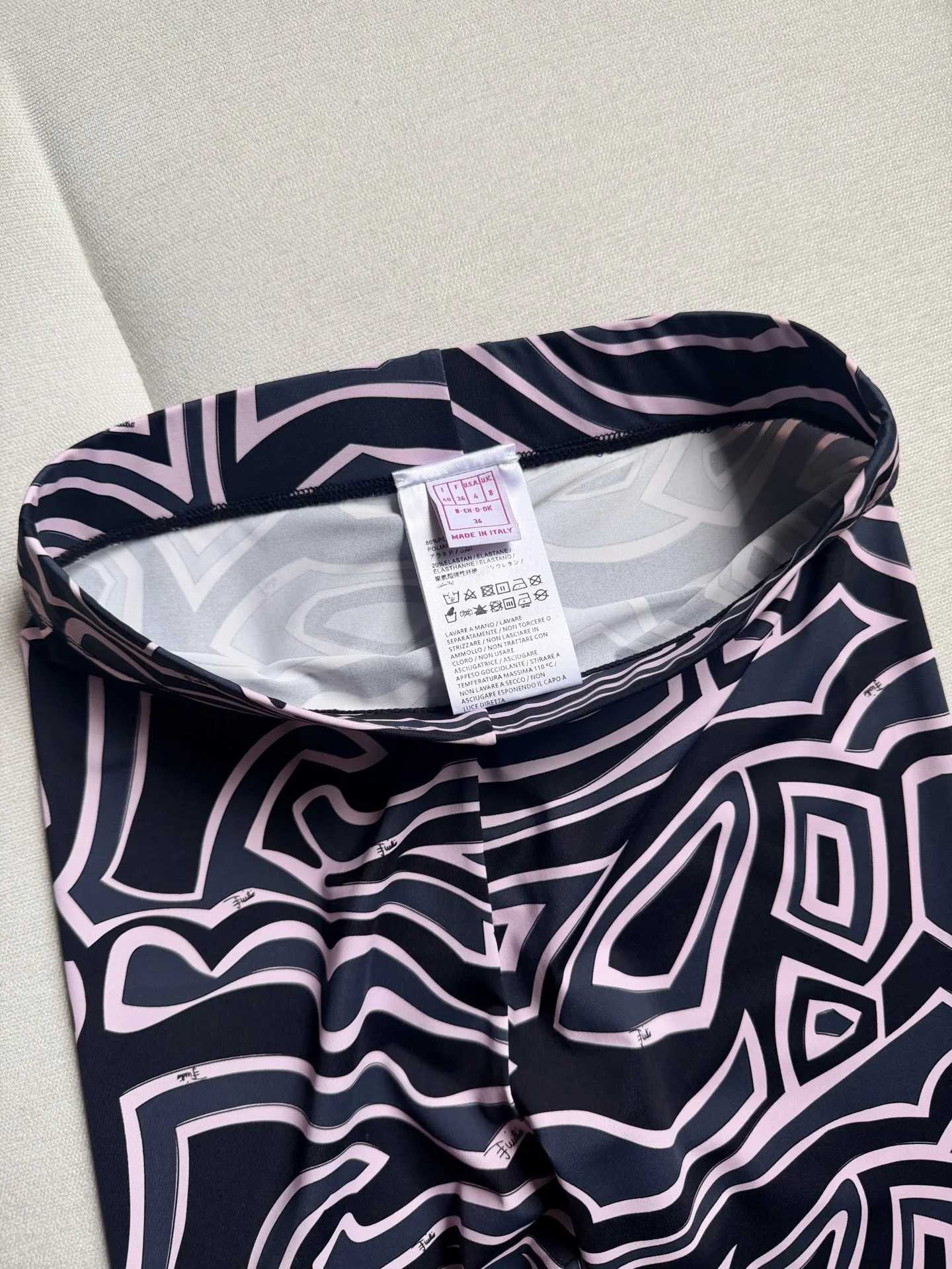 PUCCI Trousers Black-Pink S-L C25202609060967 - Image 5