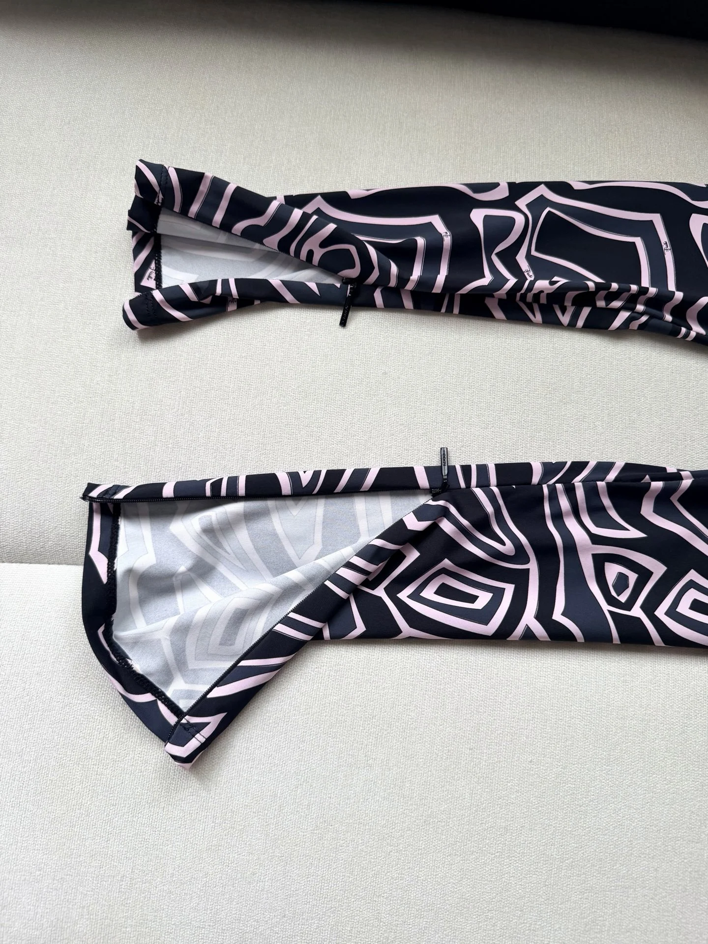 PUCCI Trousers Black-Pink S-L C25202609060967 - Image 9