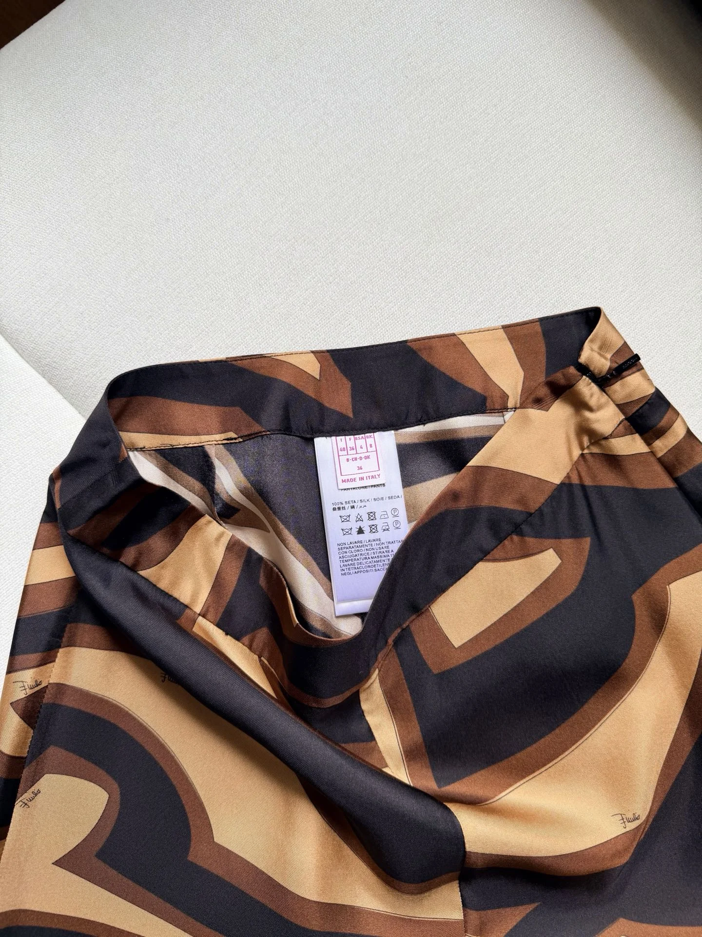 PUCCI Trousers Silk Twill Brown-Black 36-42 E15202609060947 - Image 3