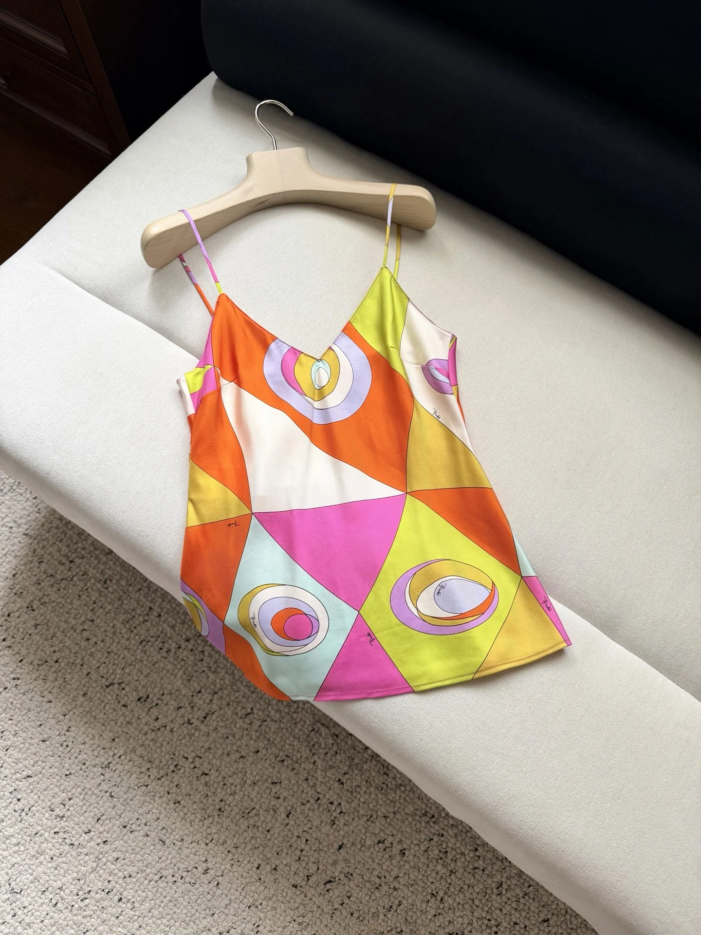 PUCCI Vests Orange-Pink-Yellow-Purple-White-Green S-L C25202609062431
