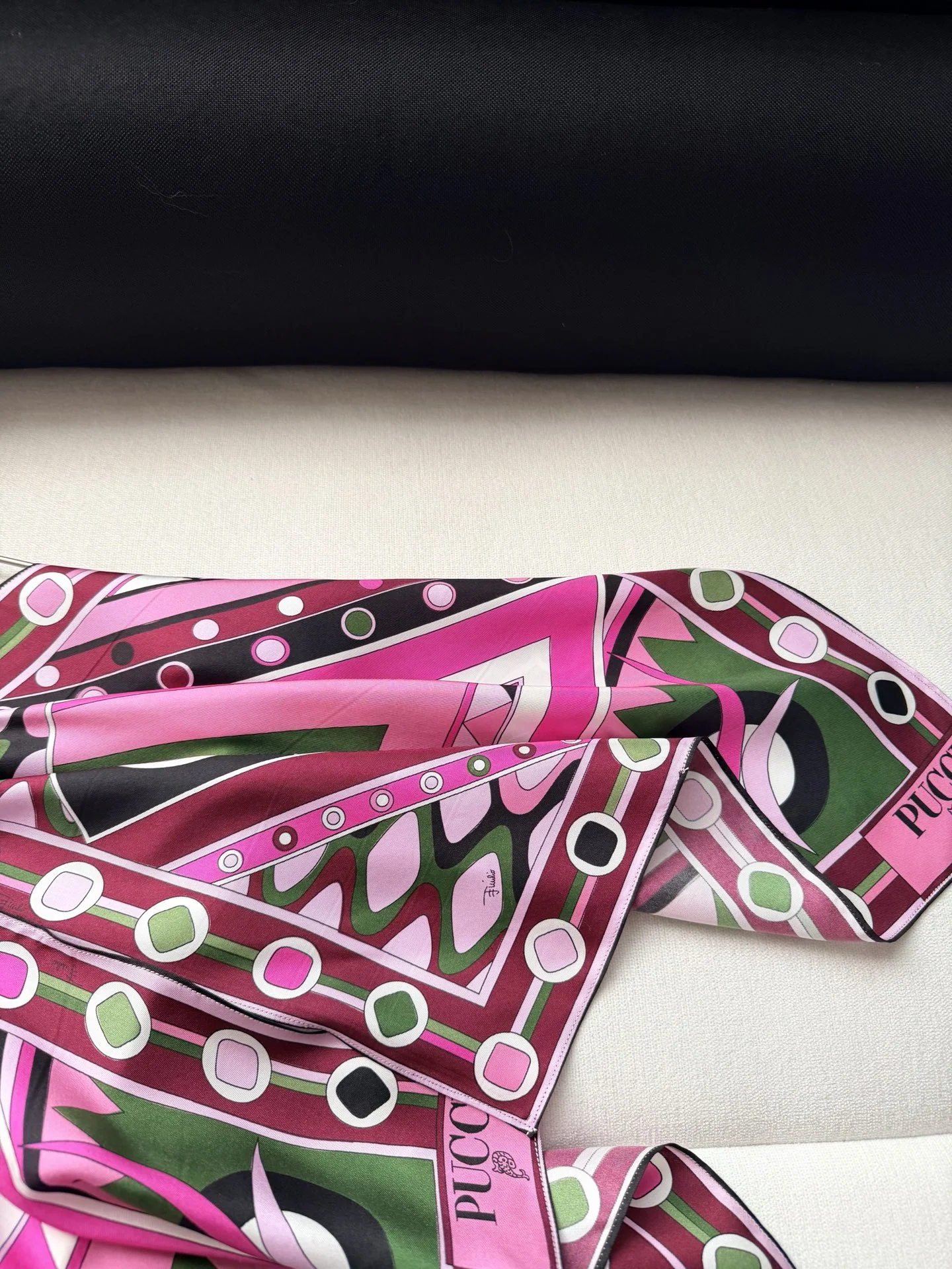 PUCCI Vests Silk Pink-Green-Black-White One Size C25202609062421 - Image 7