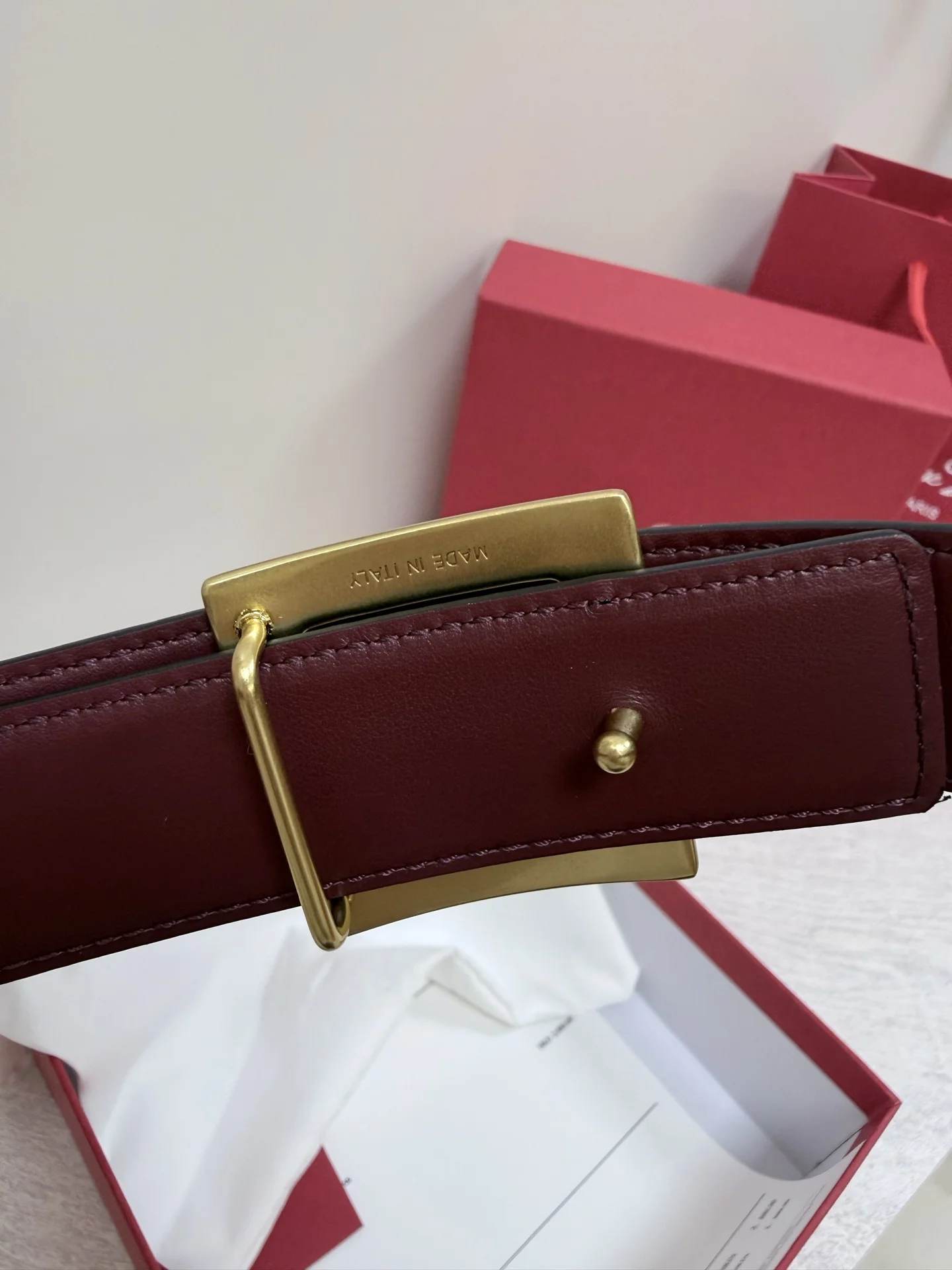 ROGER VIVIER Belts Calf Leather Black-Gold 3cm Width A70202609070429 - Image 4