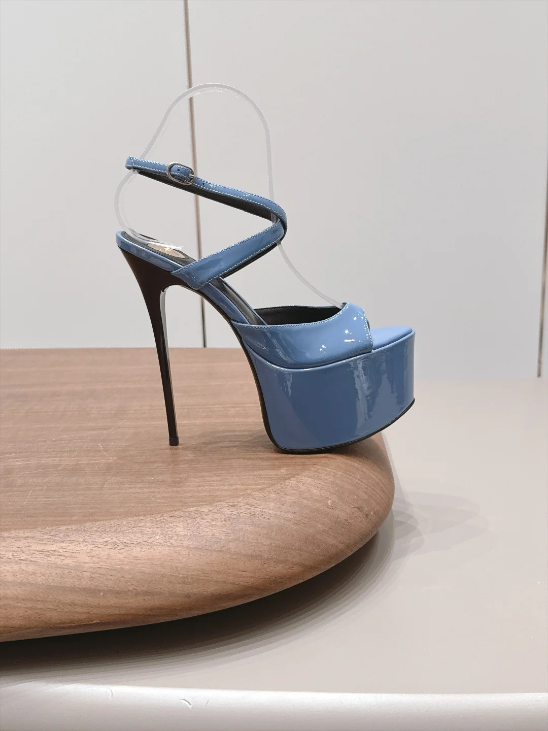 SAINT LAURENT Sandals Blue C20202609111552 - Image 5