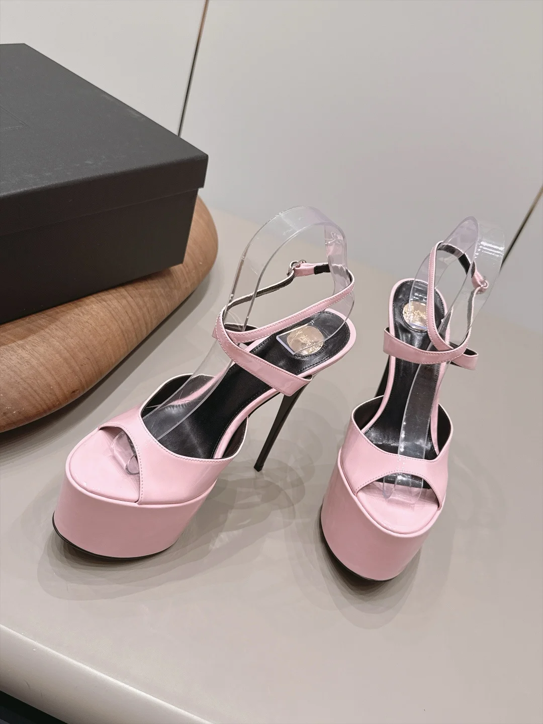SAINT LAURENT Sandals Pink-Black C20202609111551 - Image 4