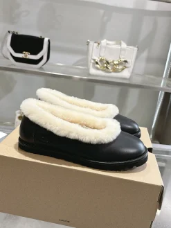 UGG Flats Suede Leather Black-Cream EU36-40 A70202609111796