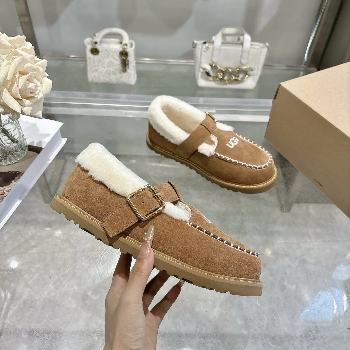 UGG Flats Suede Leather Brown-White EU36-40 B00202609111792 - Image 5