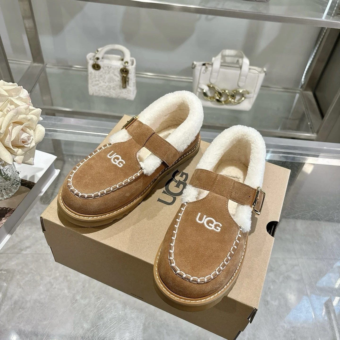 UGG Flats Suede Leather Brown-White EU36-40 B00202609111792 - Image 6