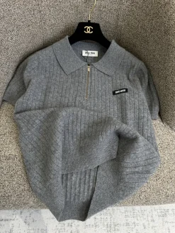 Alternative view of Uncategorized Polos Grey S-L A00202609063566