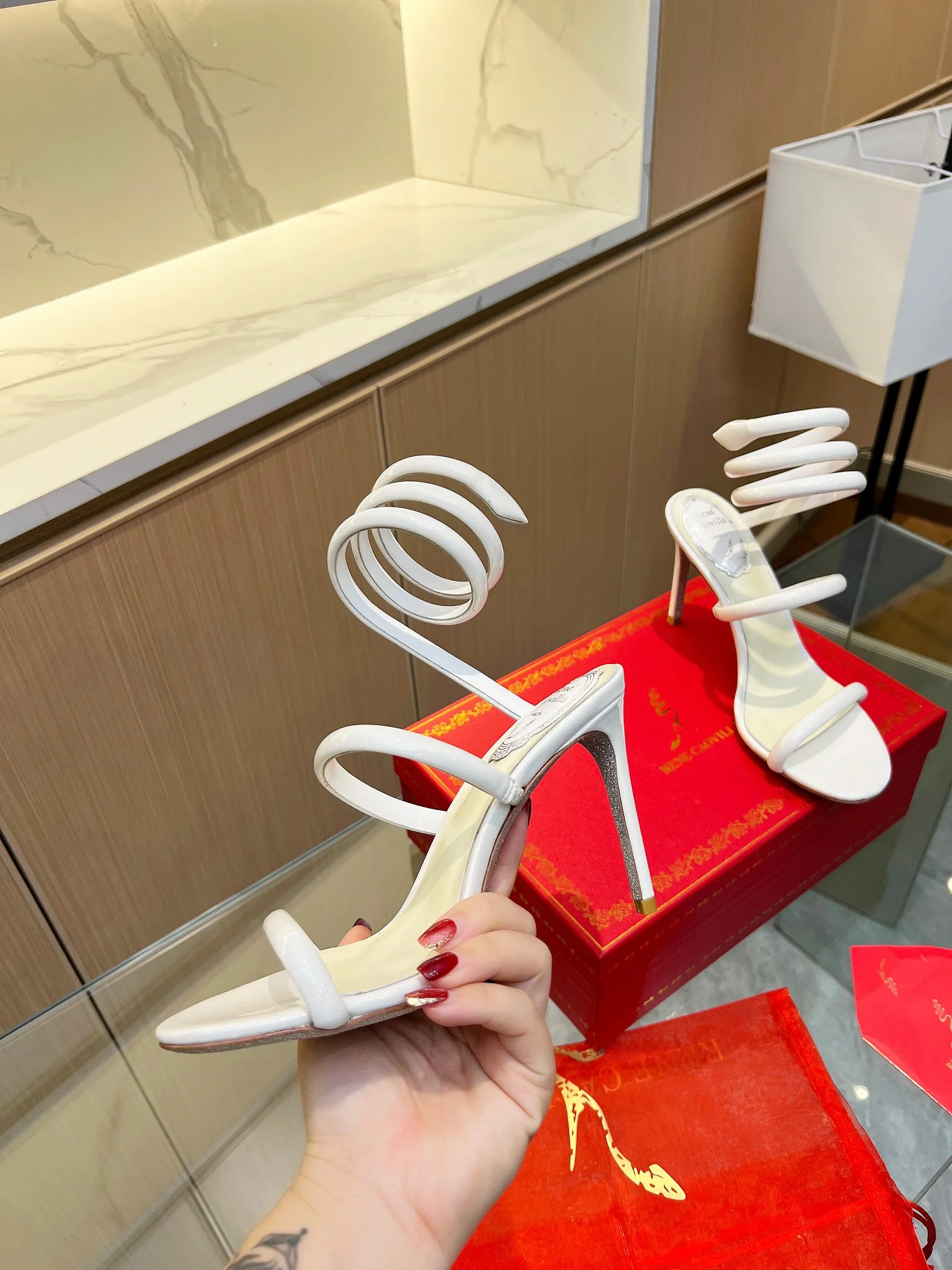Uncategorized Sandals White-Gold B70202609110406 - Image 4