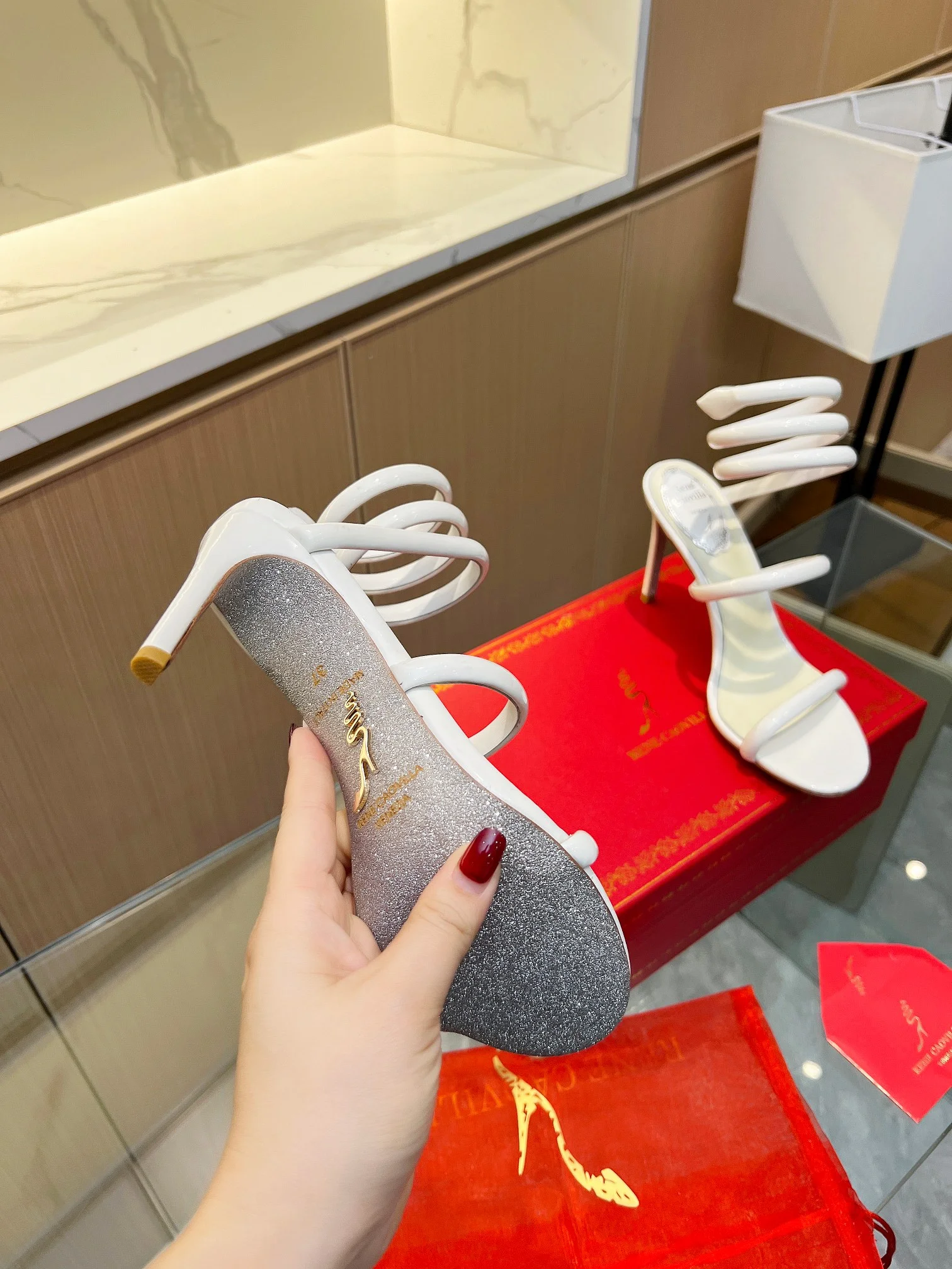 Uncategorized Sandals White-Gold B70202609110406 - Image 6