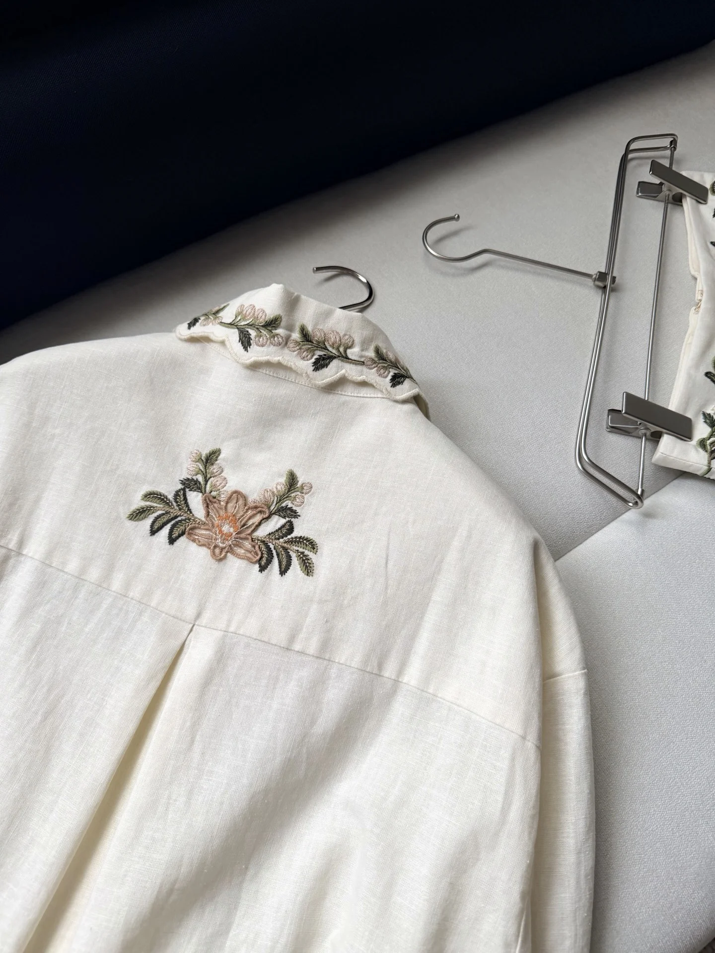 Uncategorized Shirts Linen Cream-Green S-XL E15202609062426 - Image 2