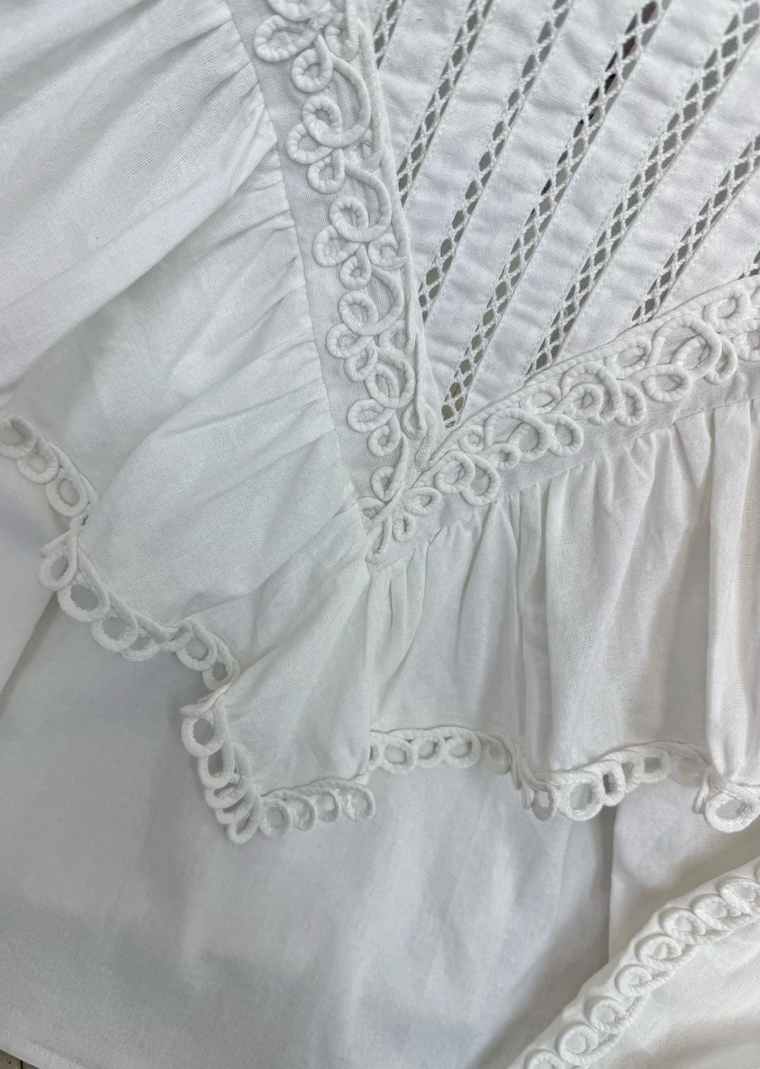 Uncategorized Shirts White S-L C20202609061475 - Image 4