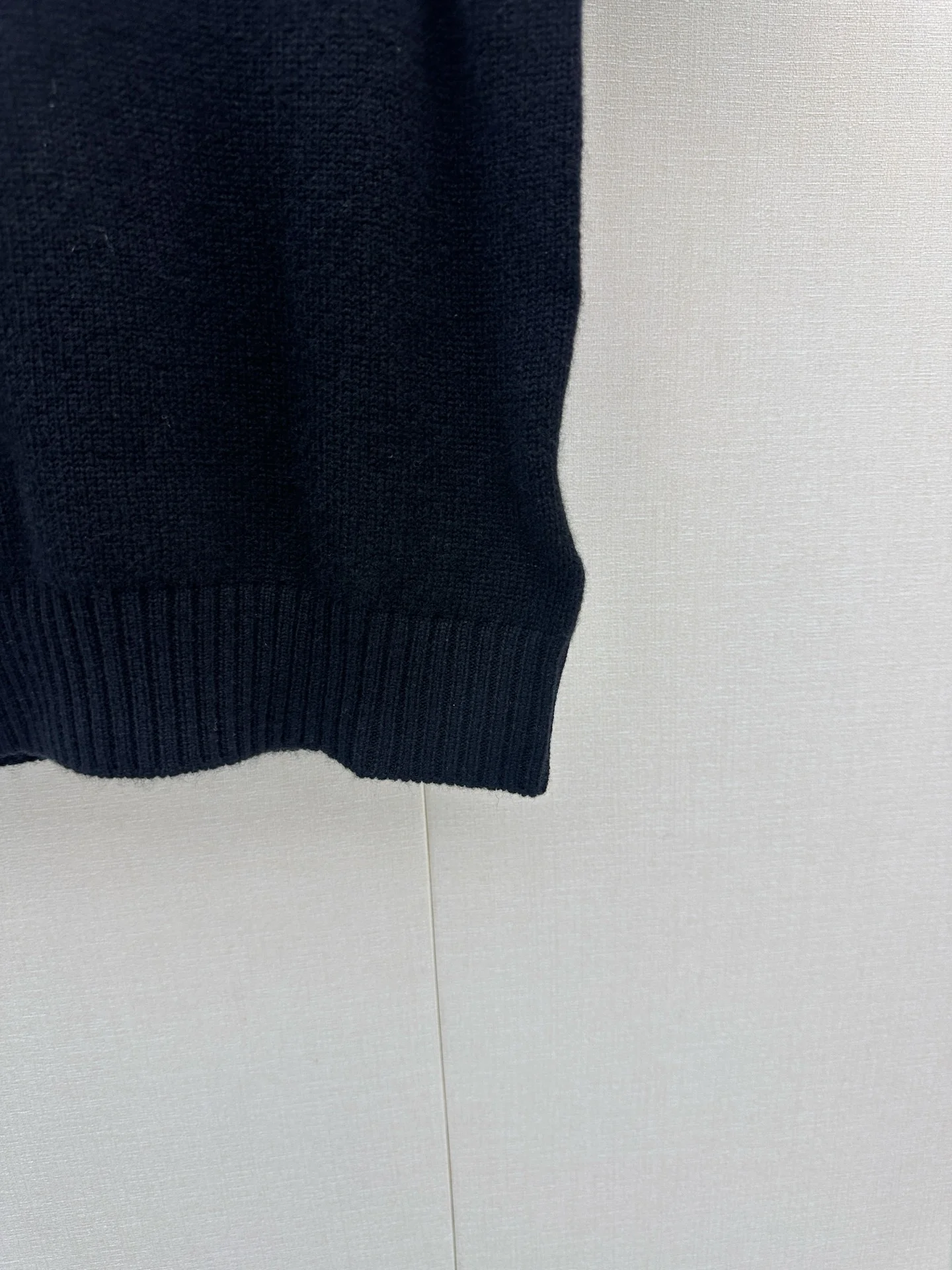 Uncategorized Sweaters Cashmere White-Black S-M-L B75202609060768 - Image 5