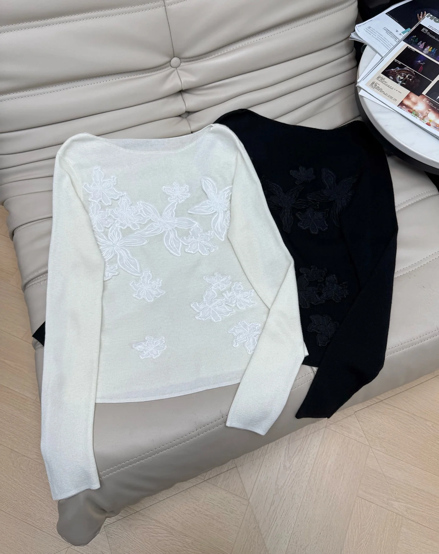 Uncategorized Sweaters Knit White-Black S-M-L B20202609060256